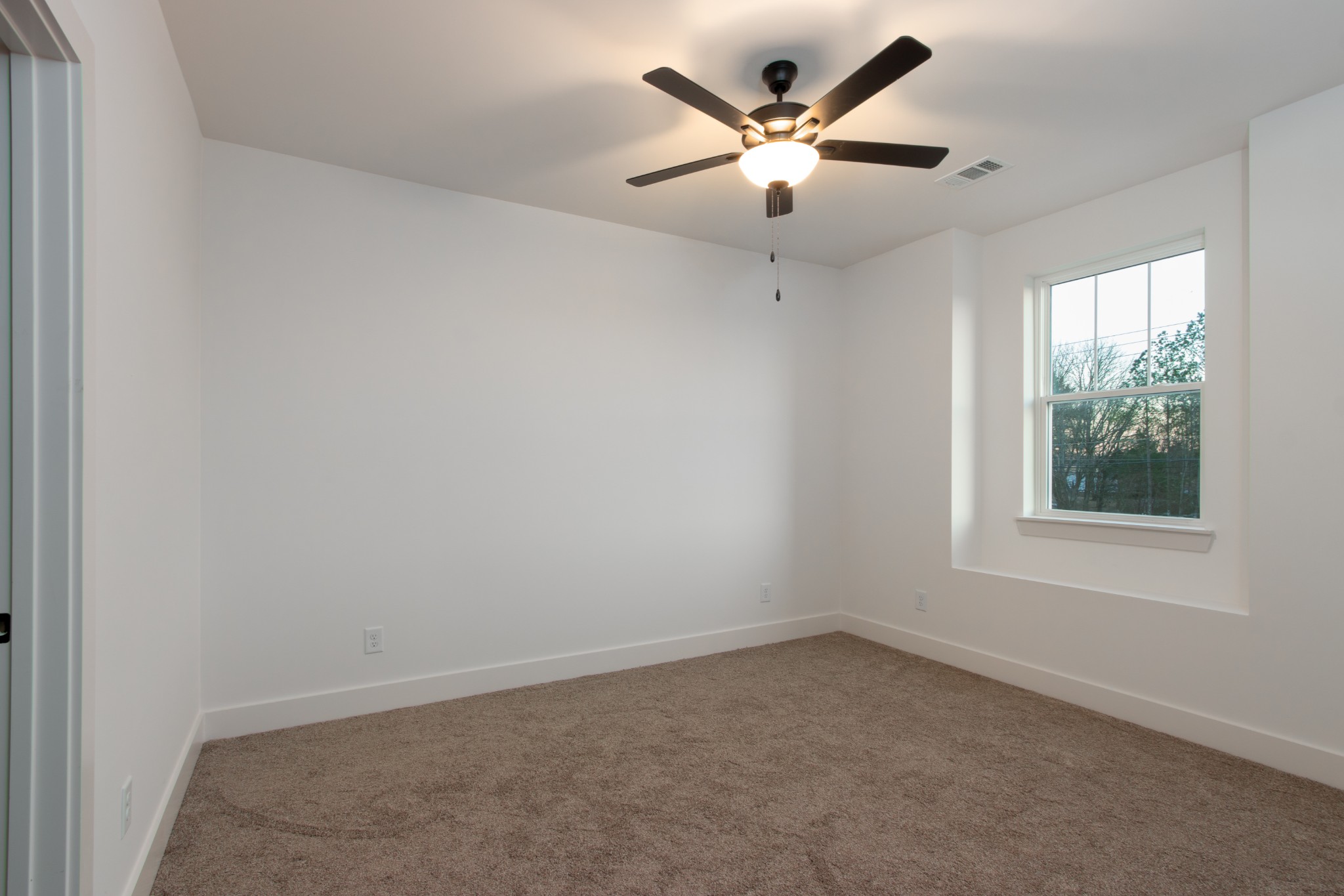 105 High Park Circle Property Photo 14