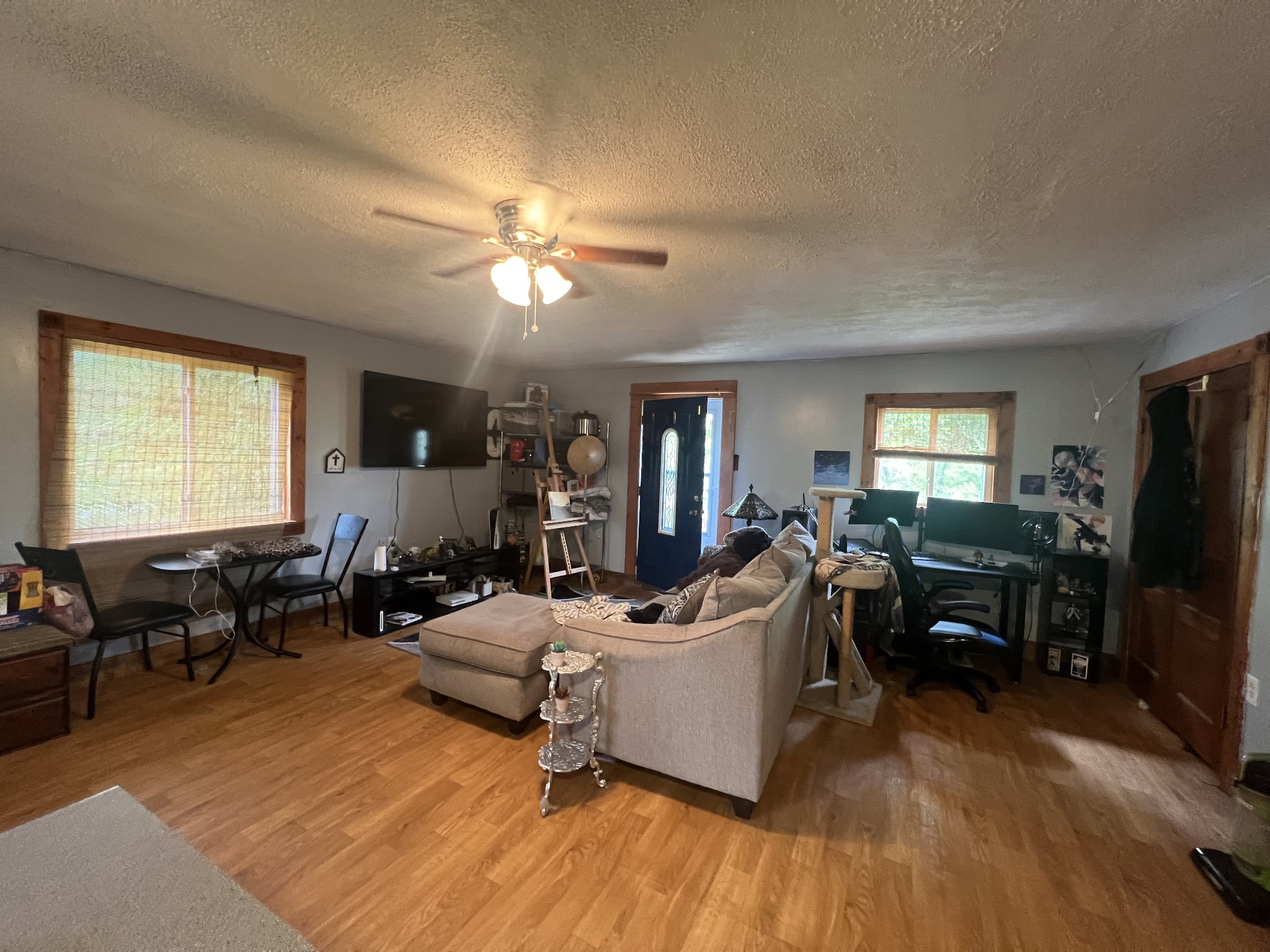 1135 N Sumner Rd Property Photo 11