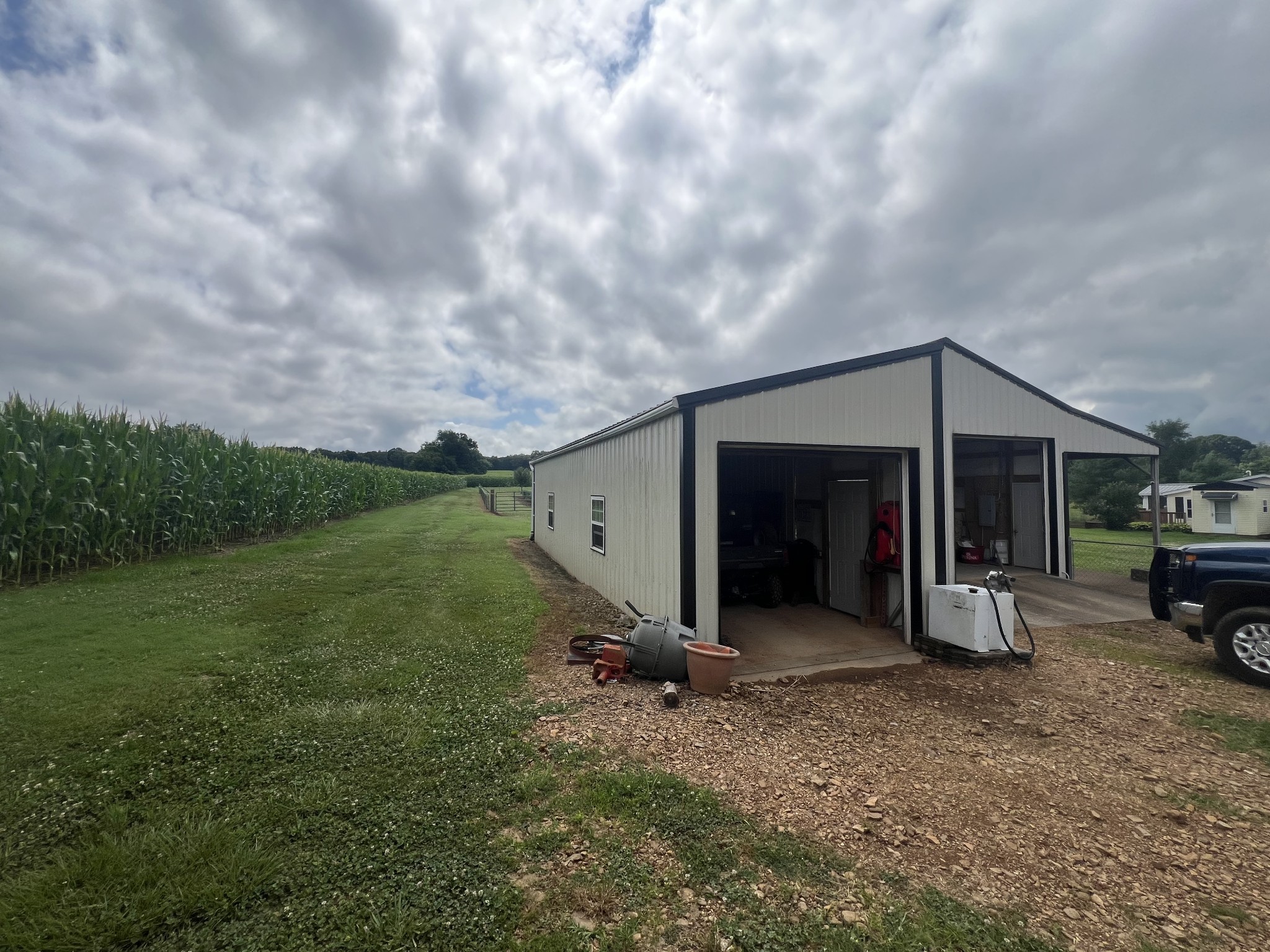 1135 N Sumner Rd Property Photo 15