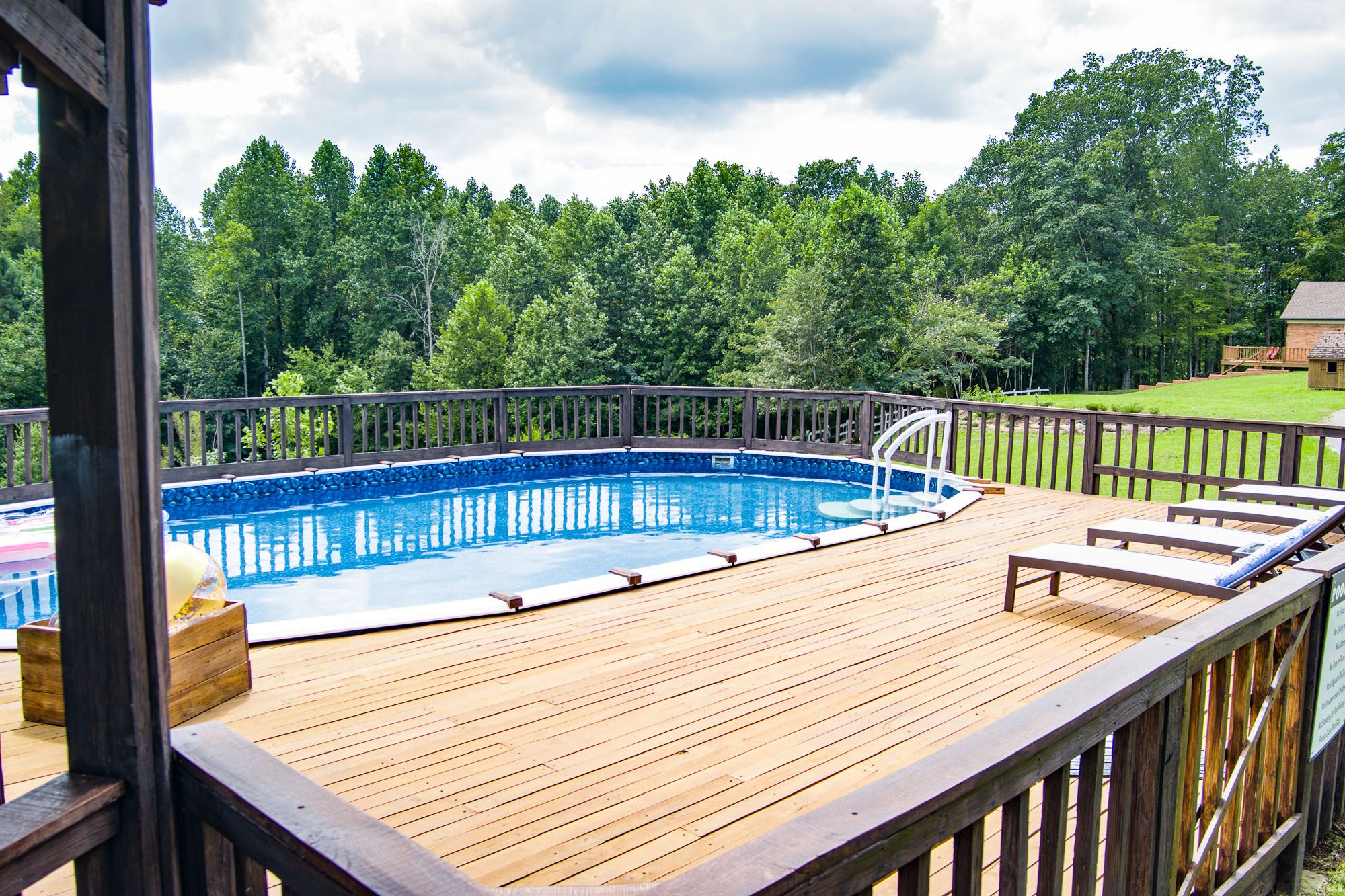 6045 Green Rd Property Photo 10