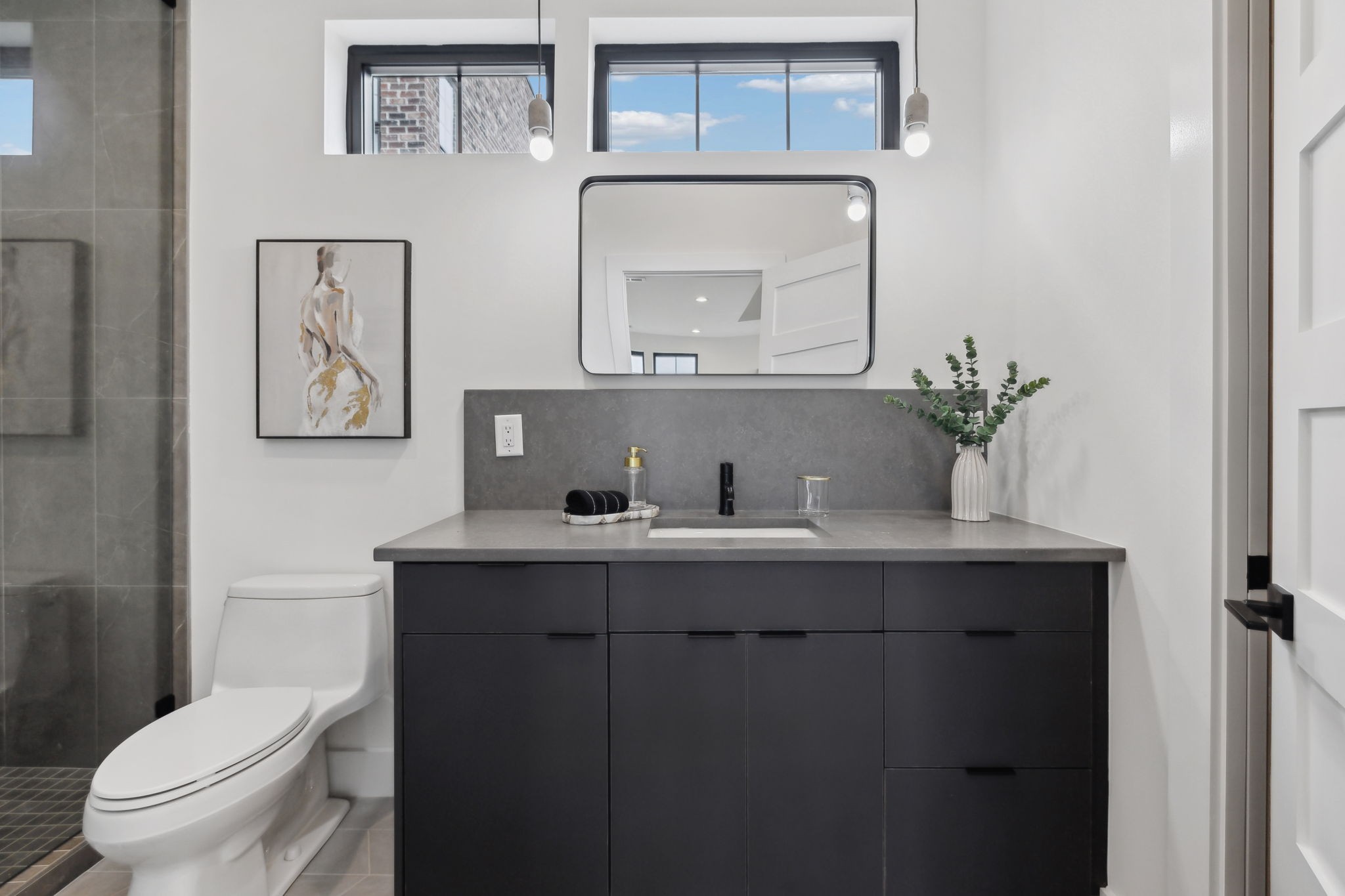 827 Ramsey St Property Photo 23