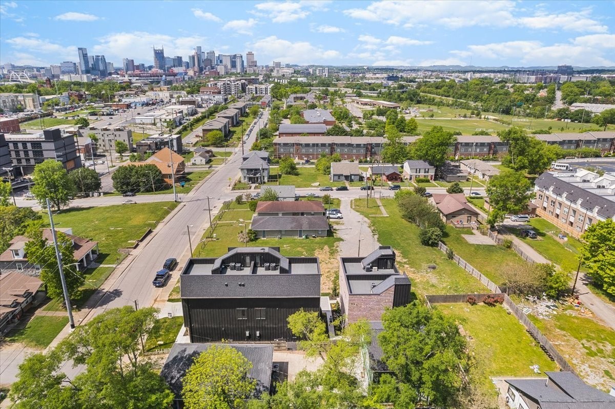 827 Ramsey St Property Photo 29