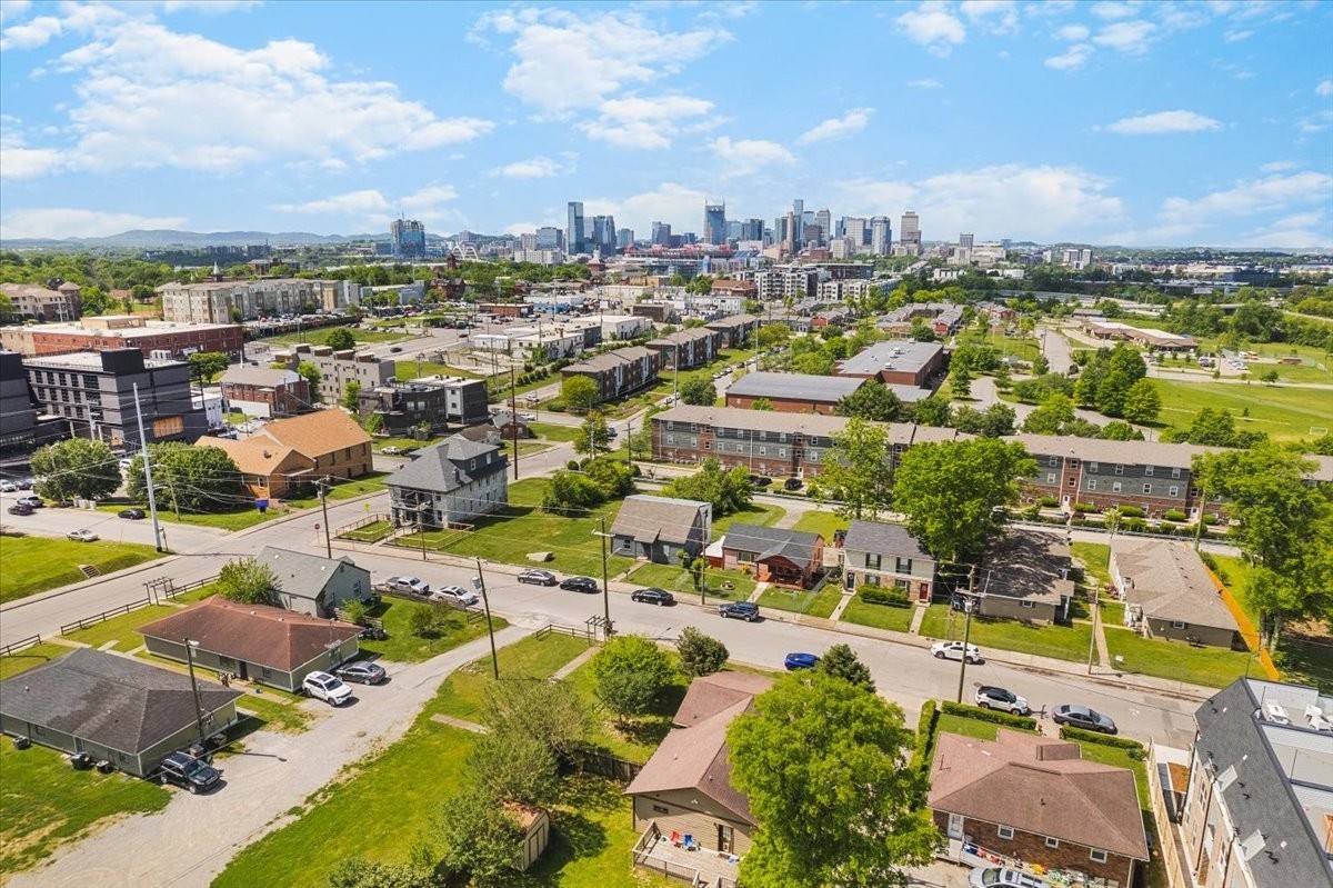 827 Ramsey St Property Photo 31