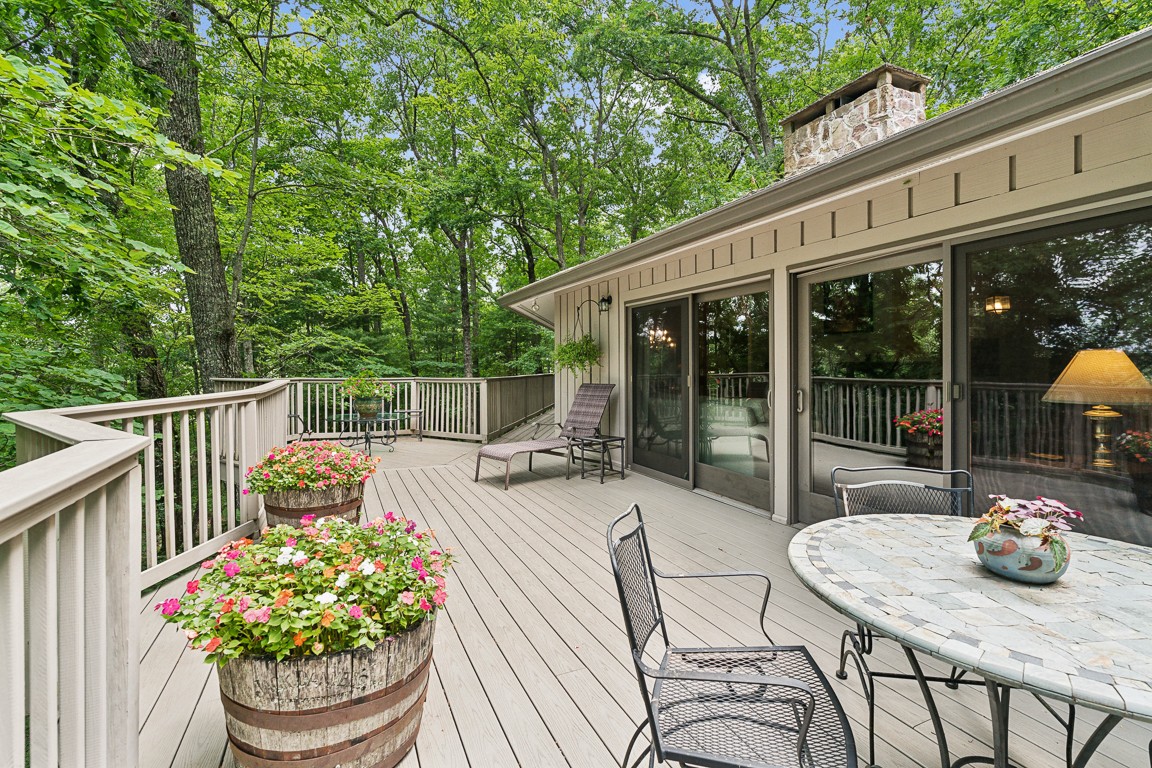95 Poplar Ln