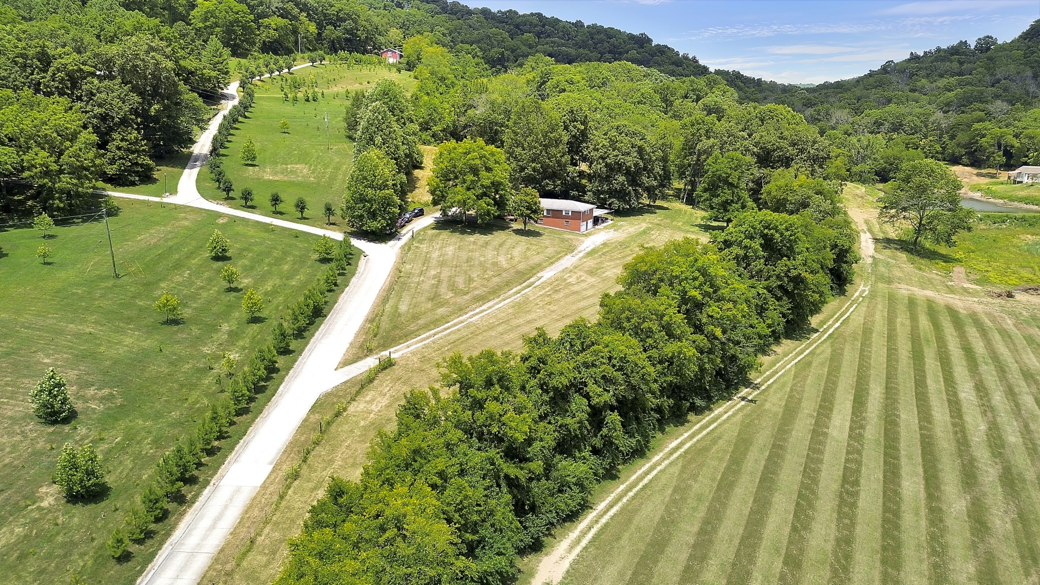2246 S Berrys Chapel Rd Property Photo 21