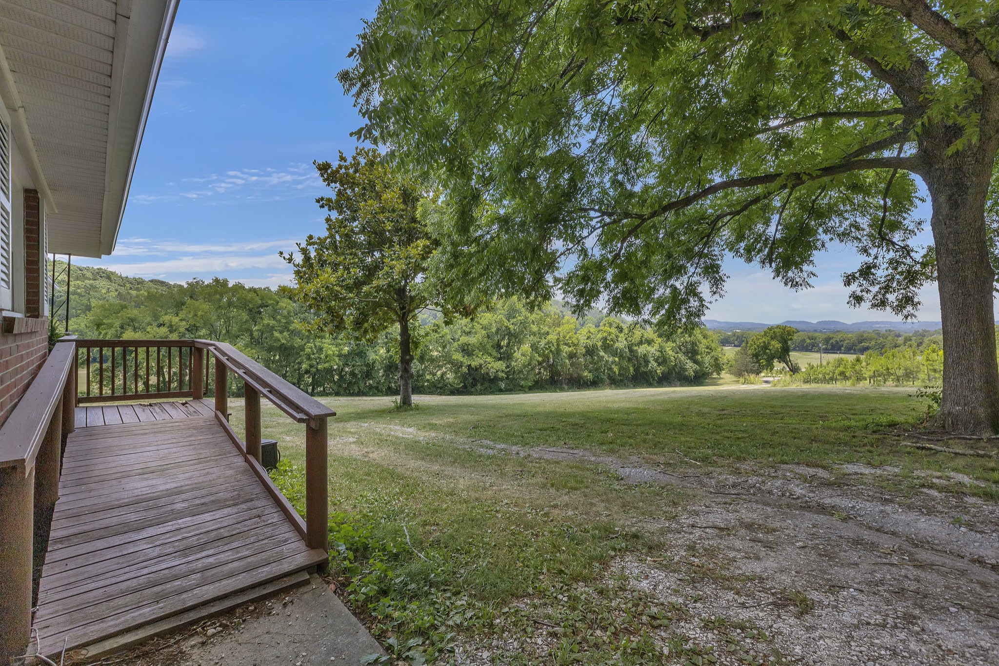 2246 S Berrys Chapel Rd Property Photo 40