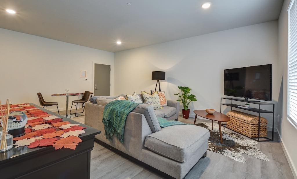 518 Madison St Property Photo 2