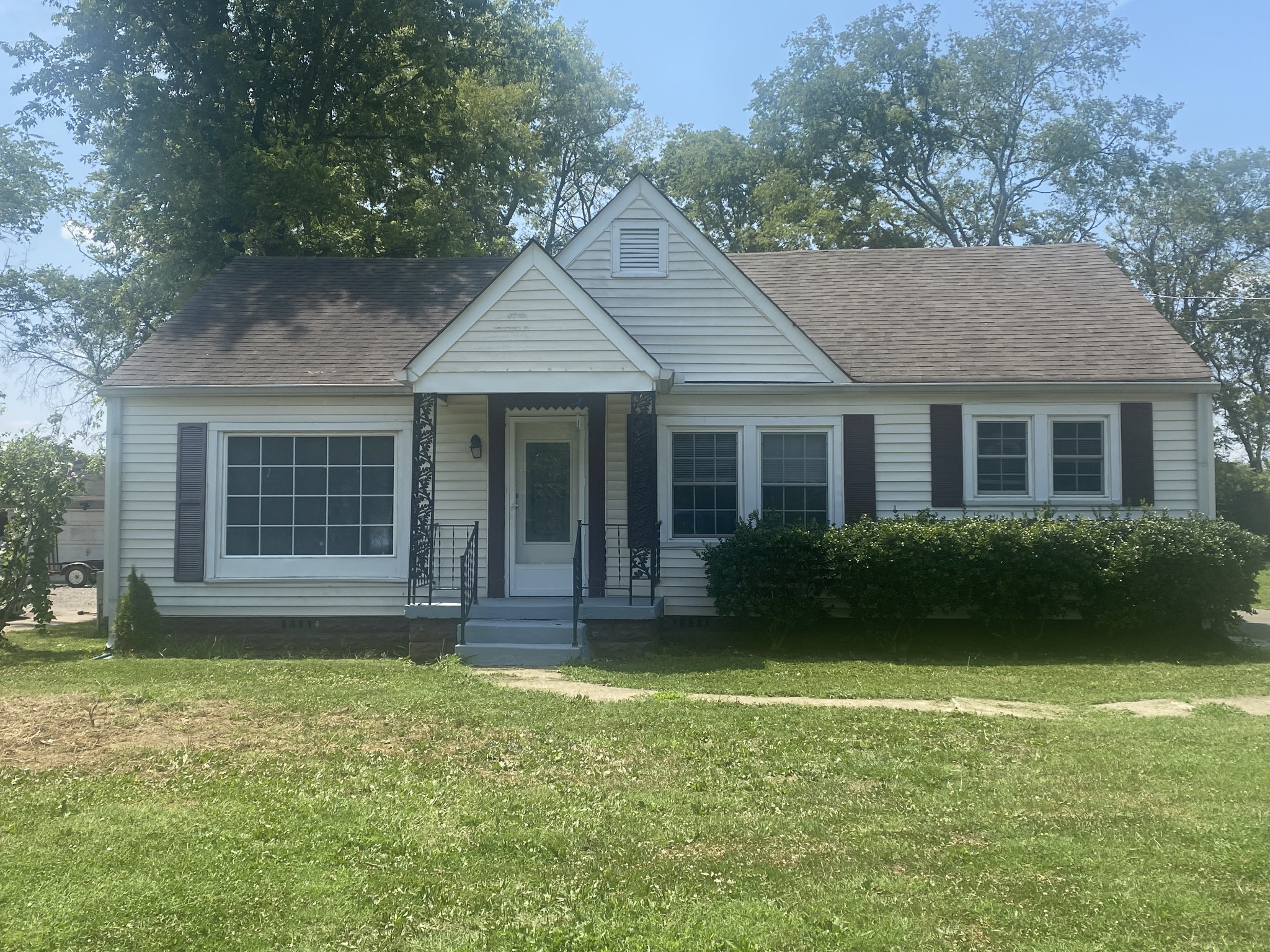 652 Trimble Ave Property Photo 1