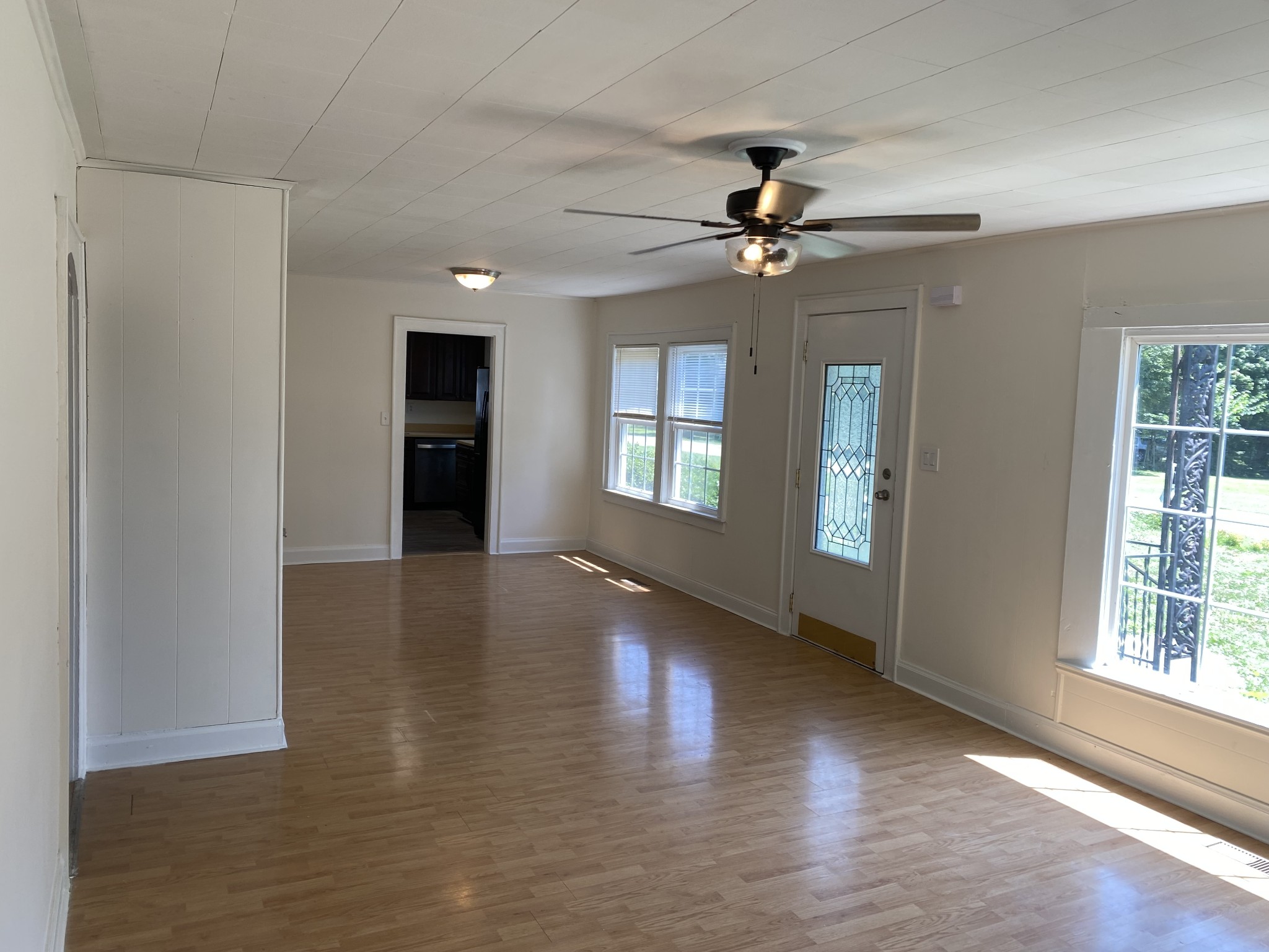 652 Trimble Ave Property Photo 7