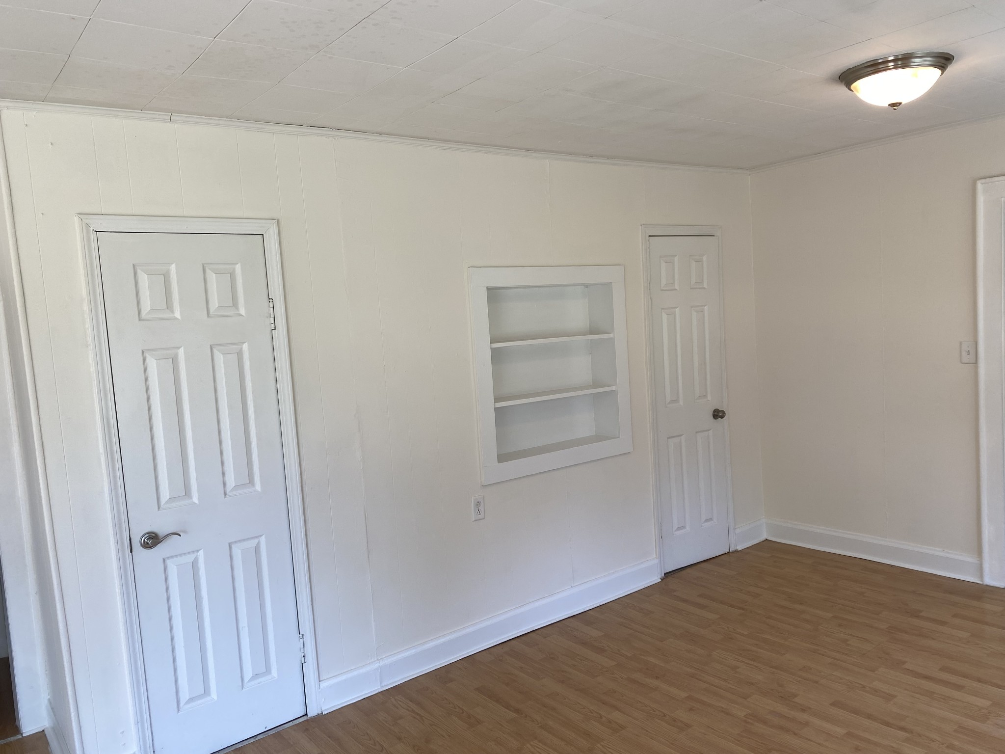 652 Trimble Ave Property Photo 9