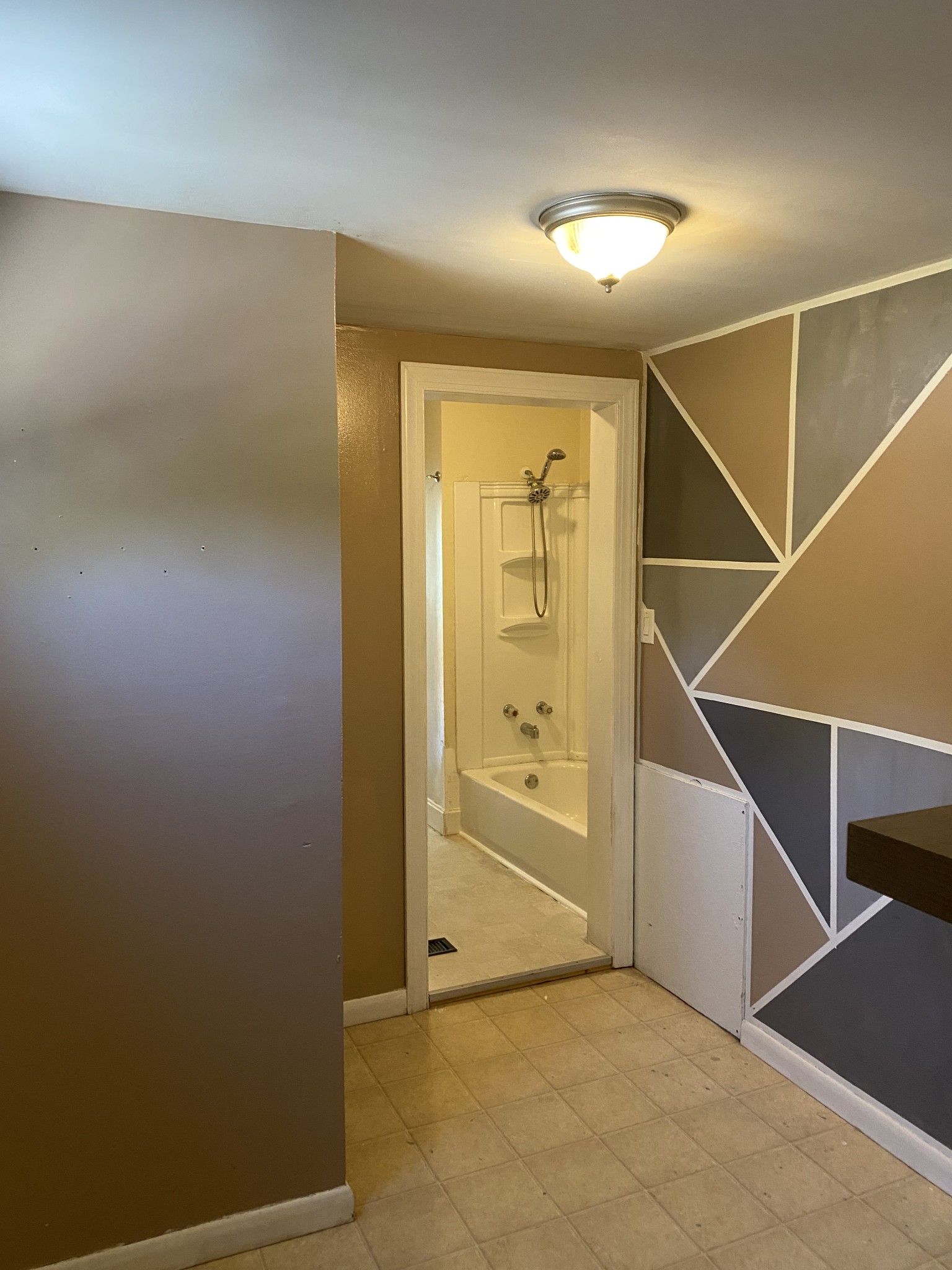 652 Trimble Ave Property Photo 10