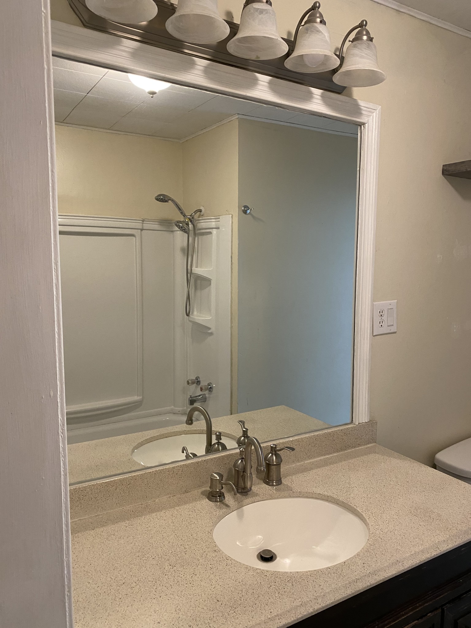 652 Trimble Ave Property Photo 27