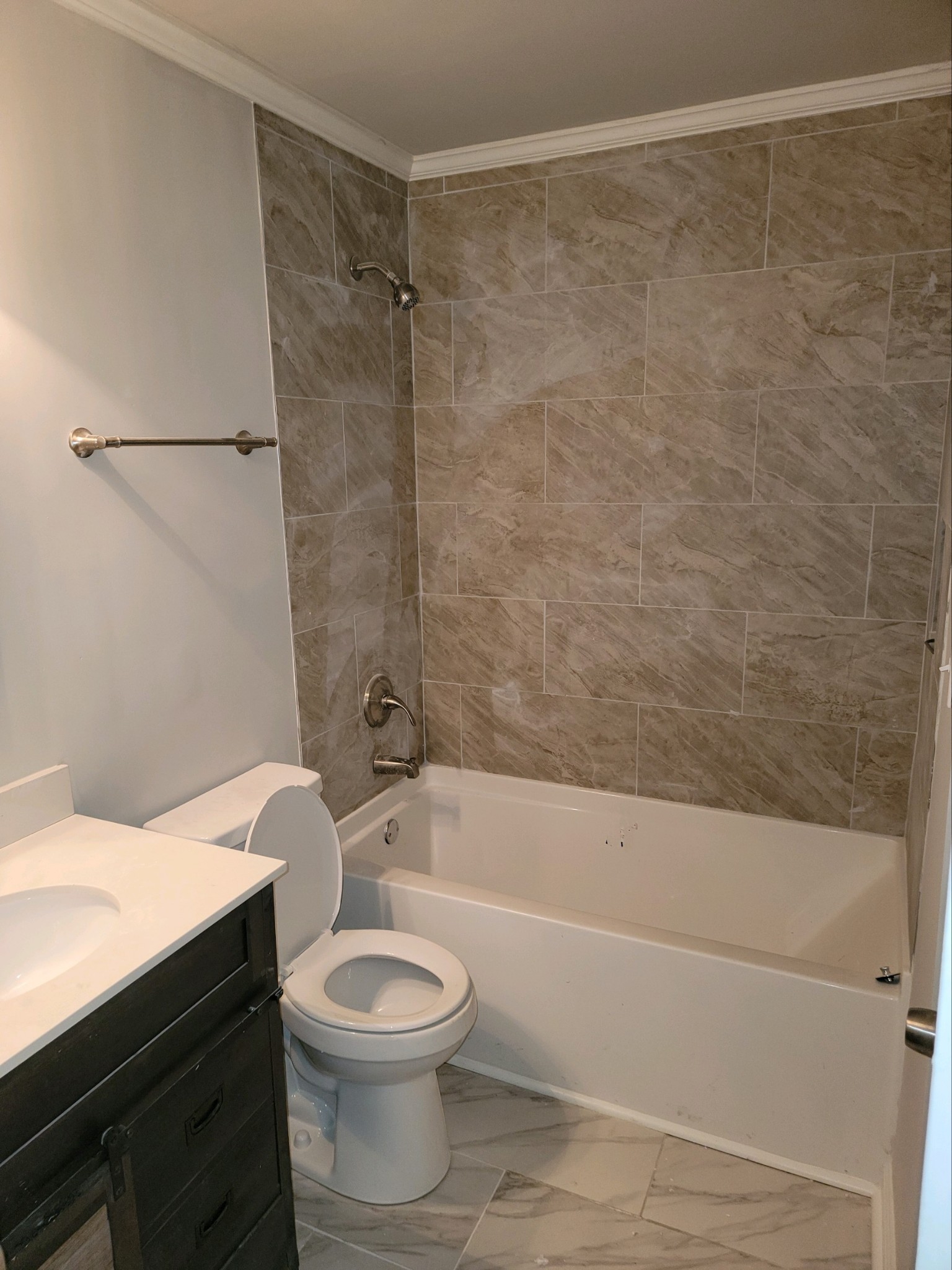 1040 Overlook Dr Property Photo 5