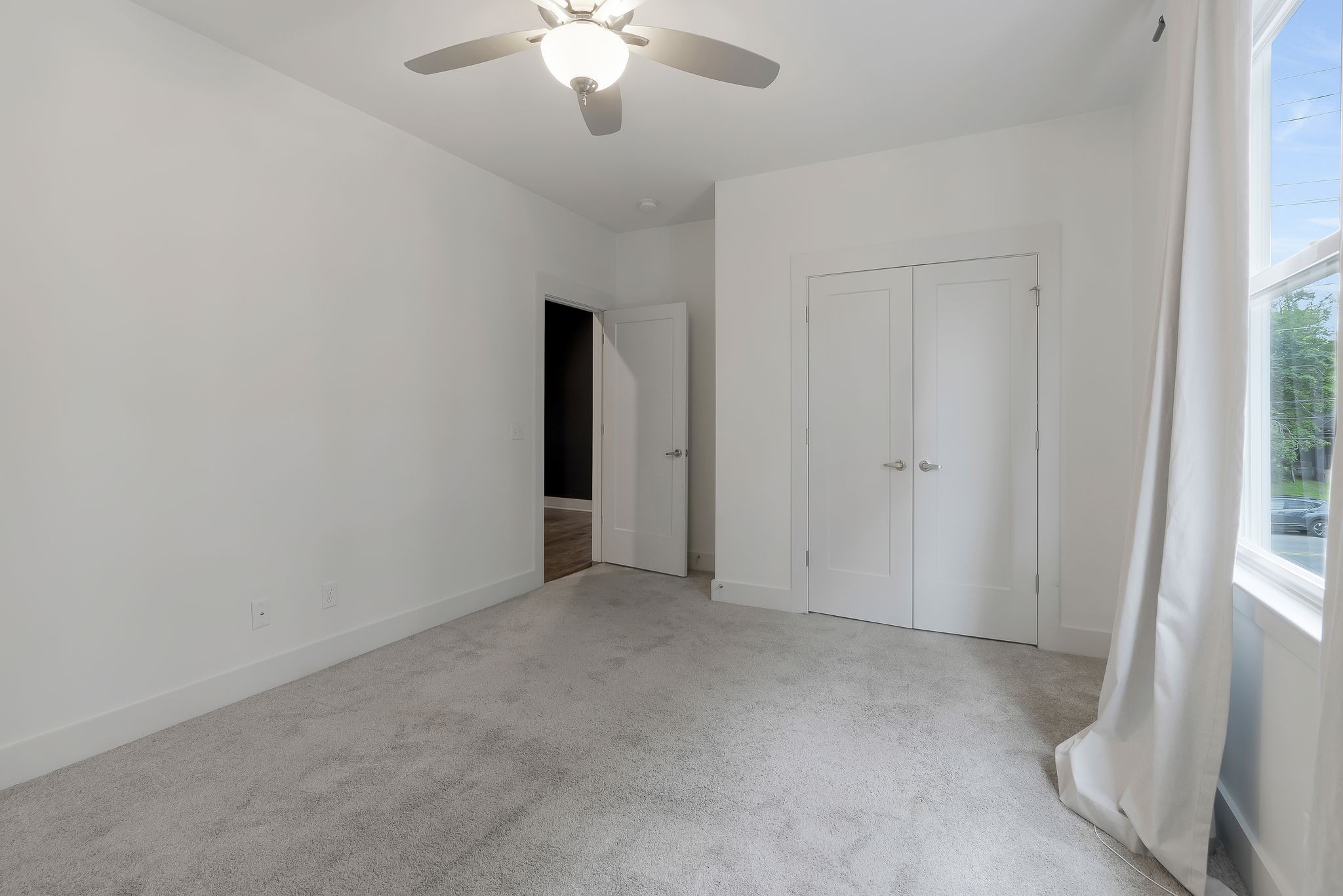 1417 Edgehill Ave Property Photo 32