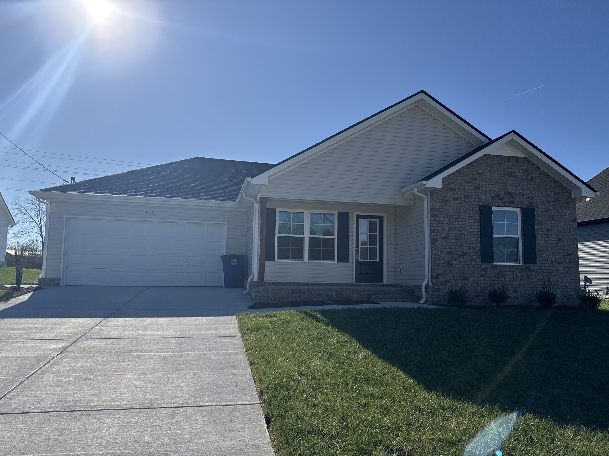 103 Meadowbrook Dr Property Photo 2