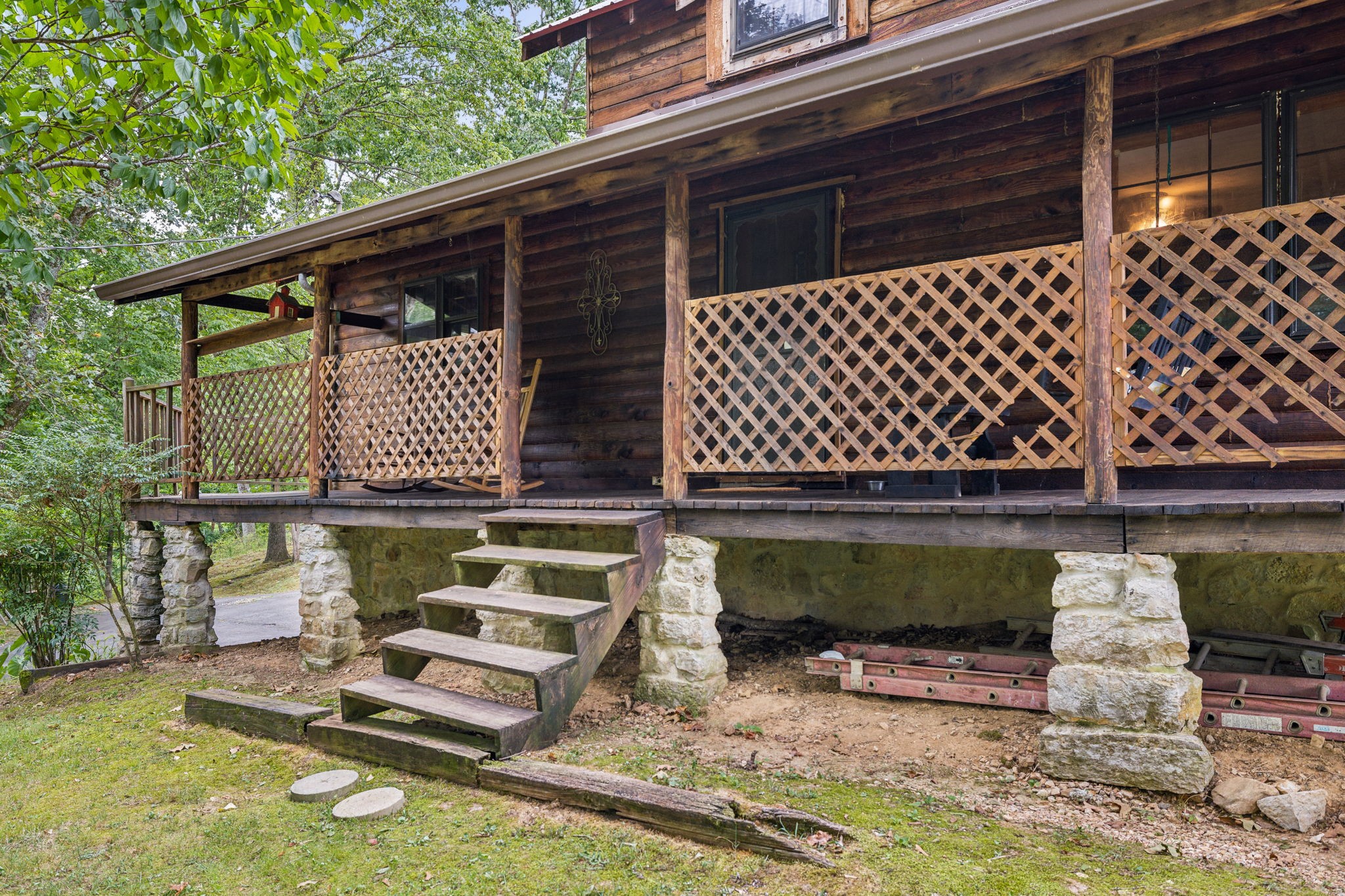 858 Highway 100, W Property Photo 7