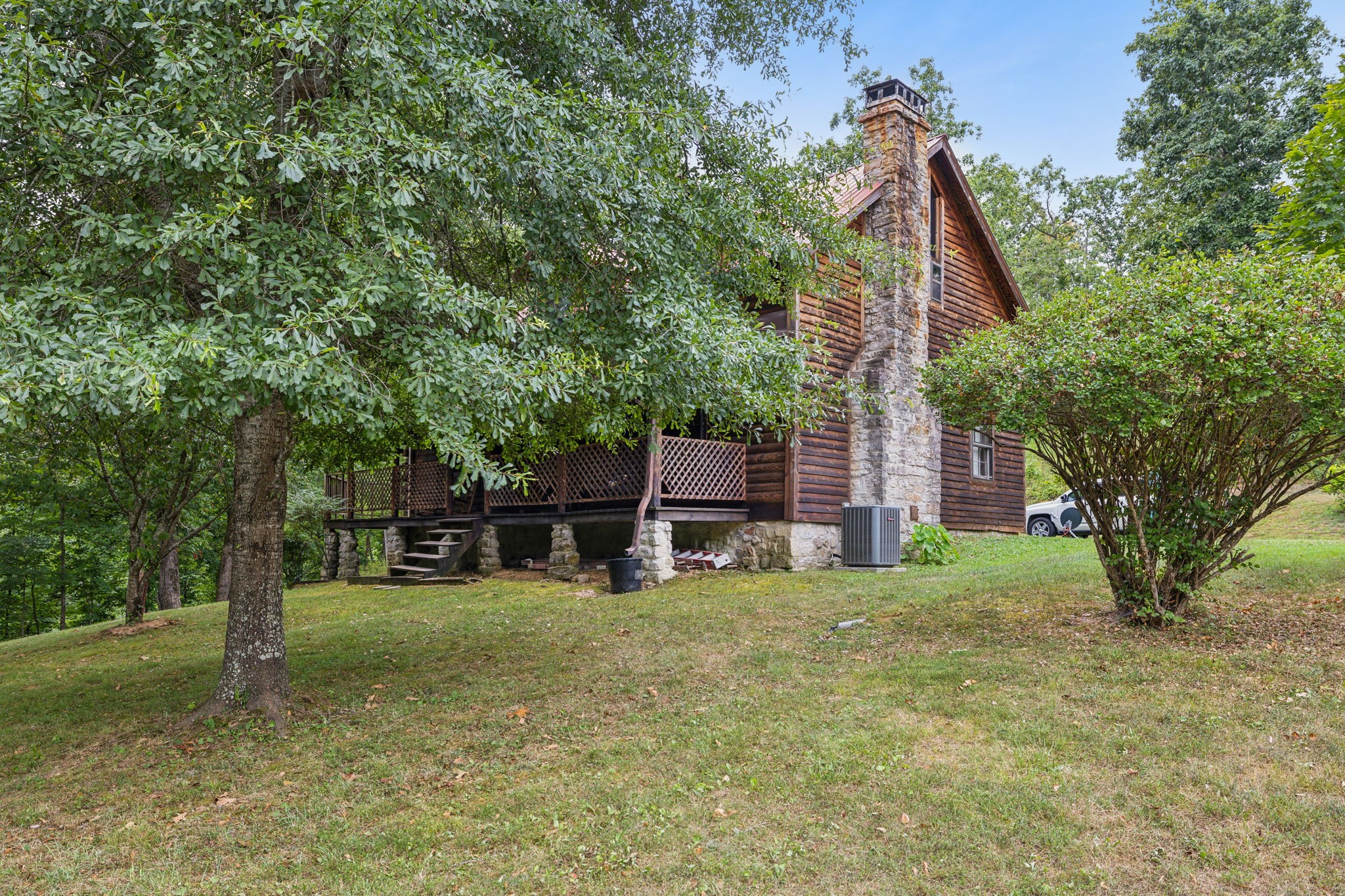 858 Highway 100, W Property Photo 10