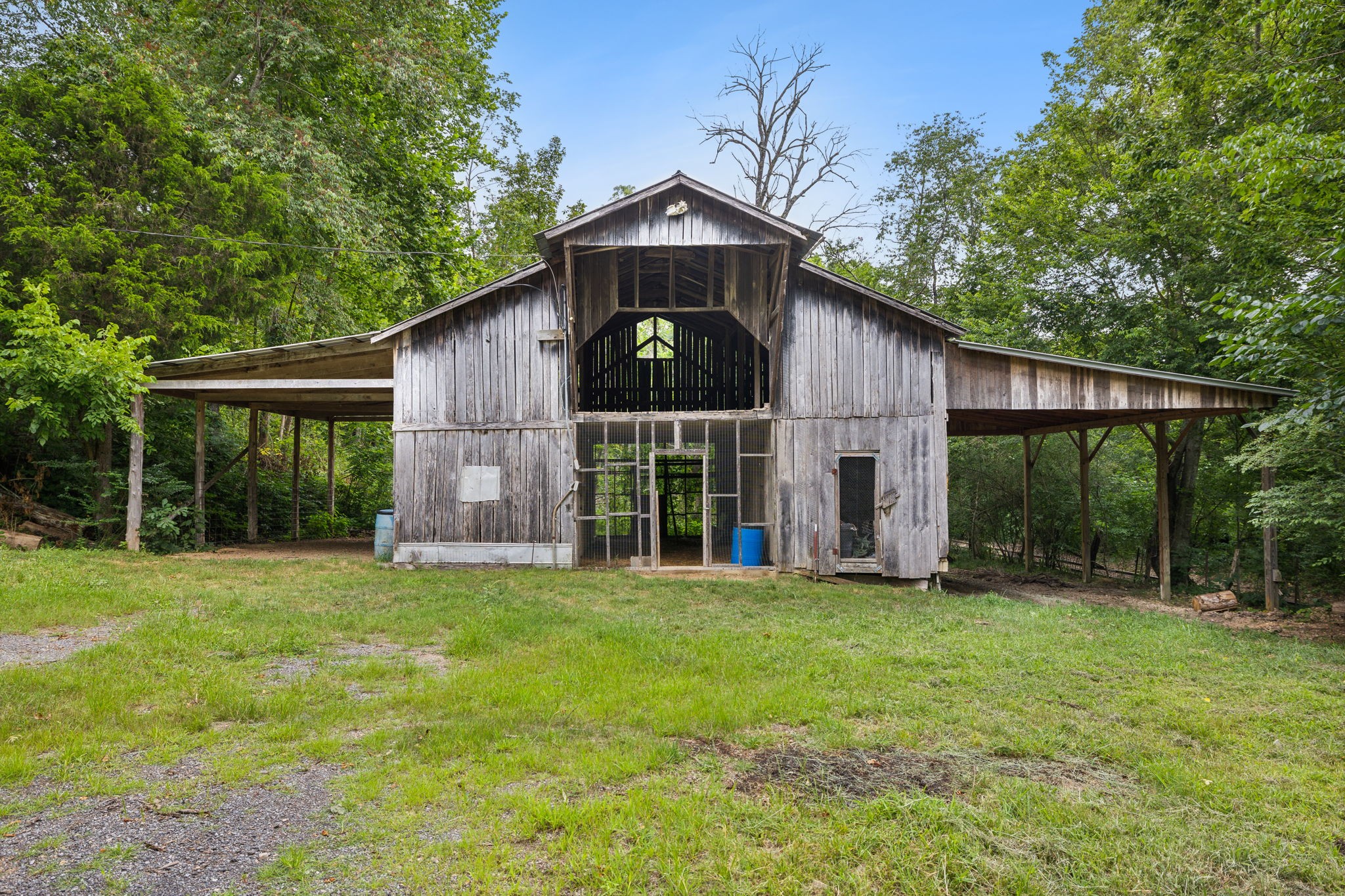 858 Highway 100, W Property Photo 43
