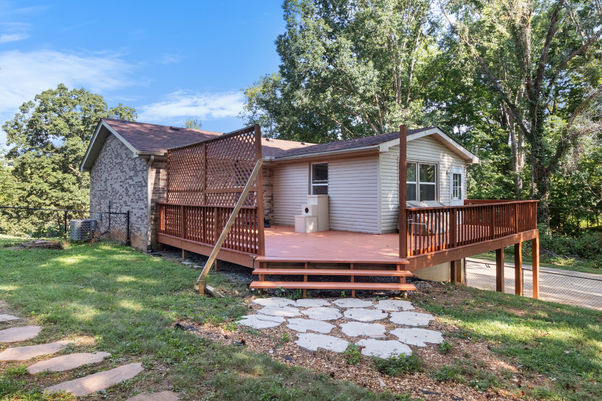 1287 Jostin Dr Property Photo 29