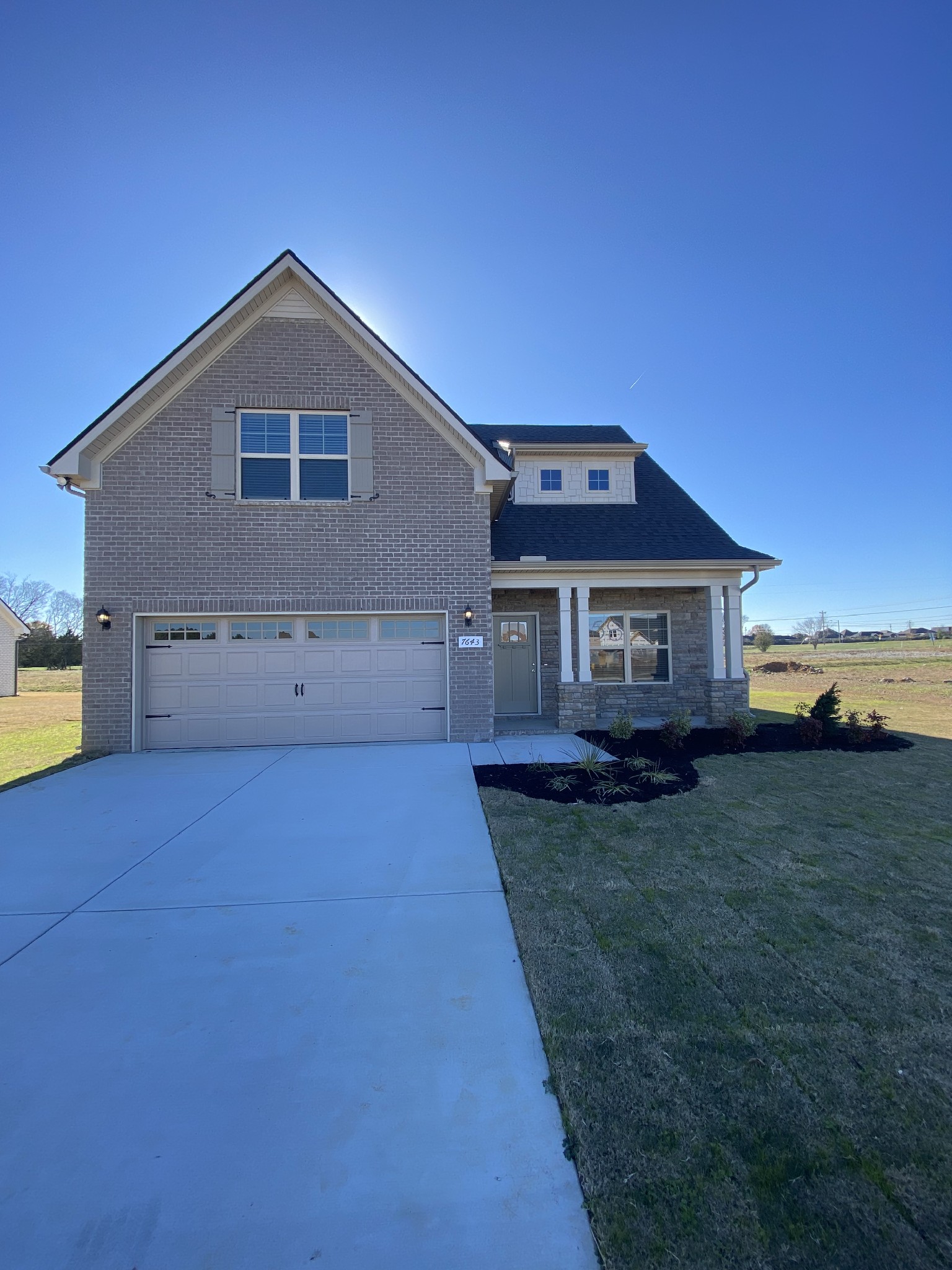 7643 Rookers Bend Drive Property Photo 1