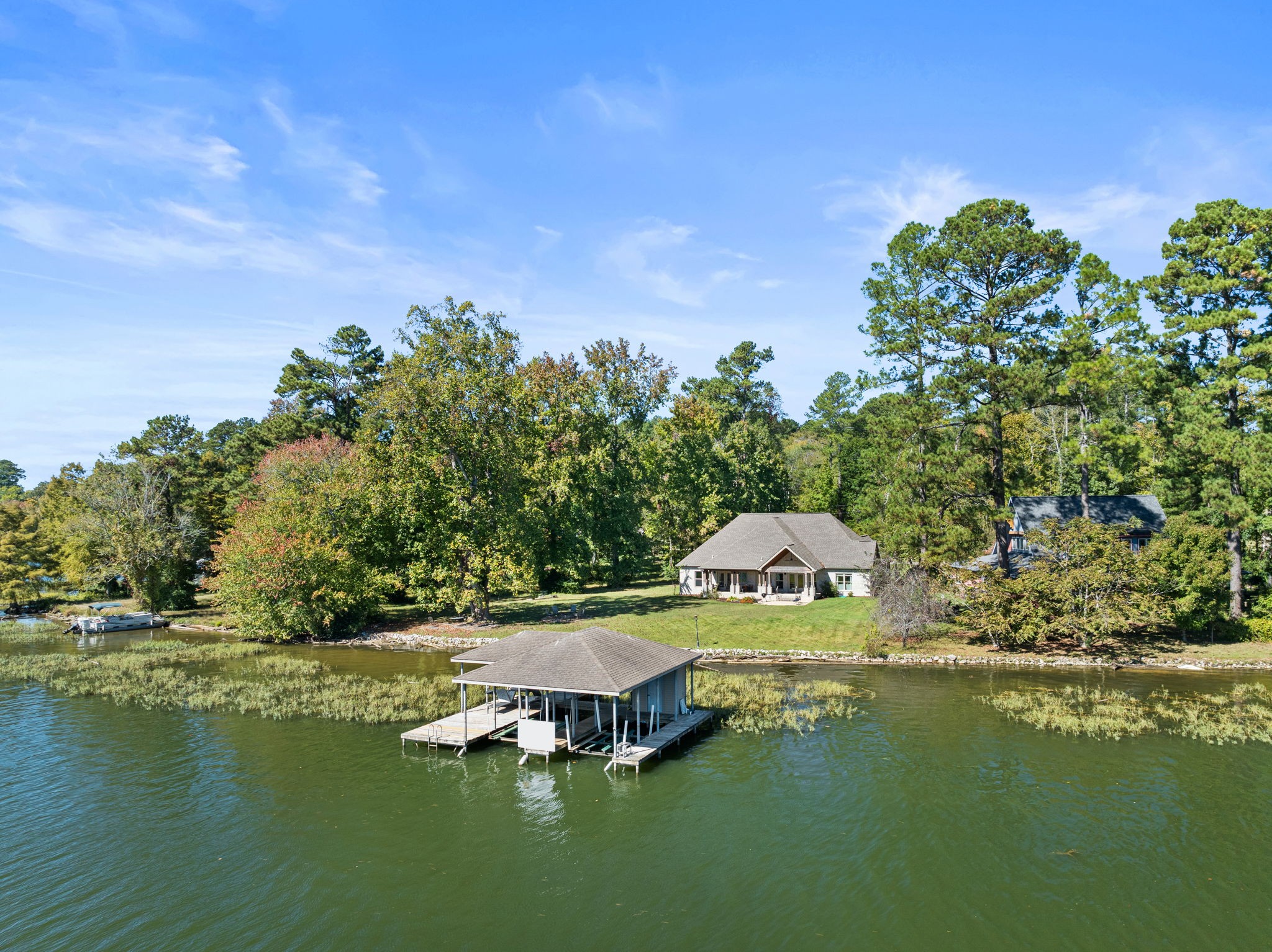 200 East Dr Property Photo 1