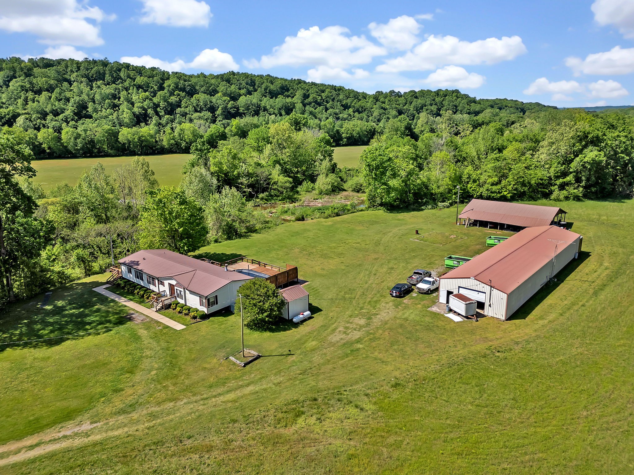 9515 Highway 147 Property Photo 1