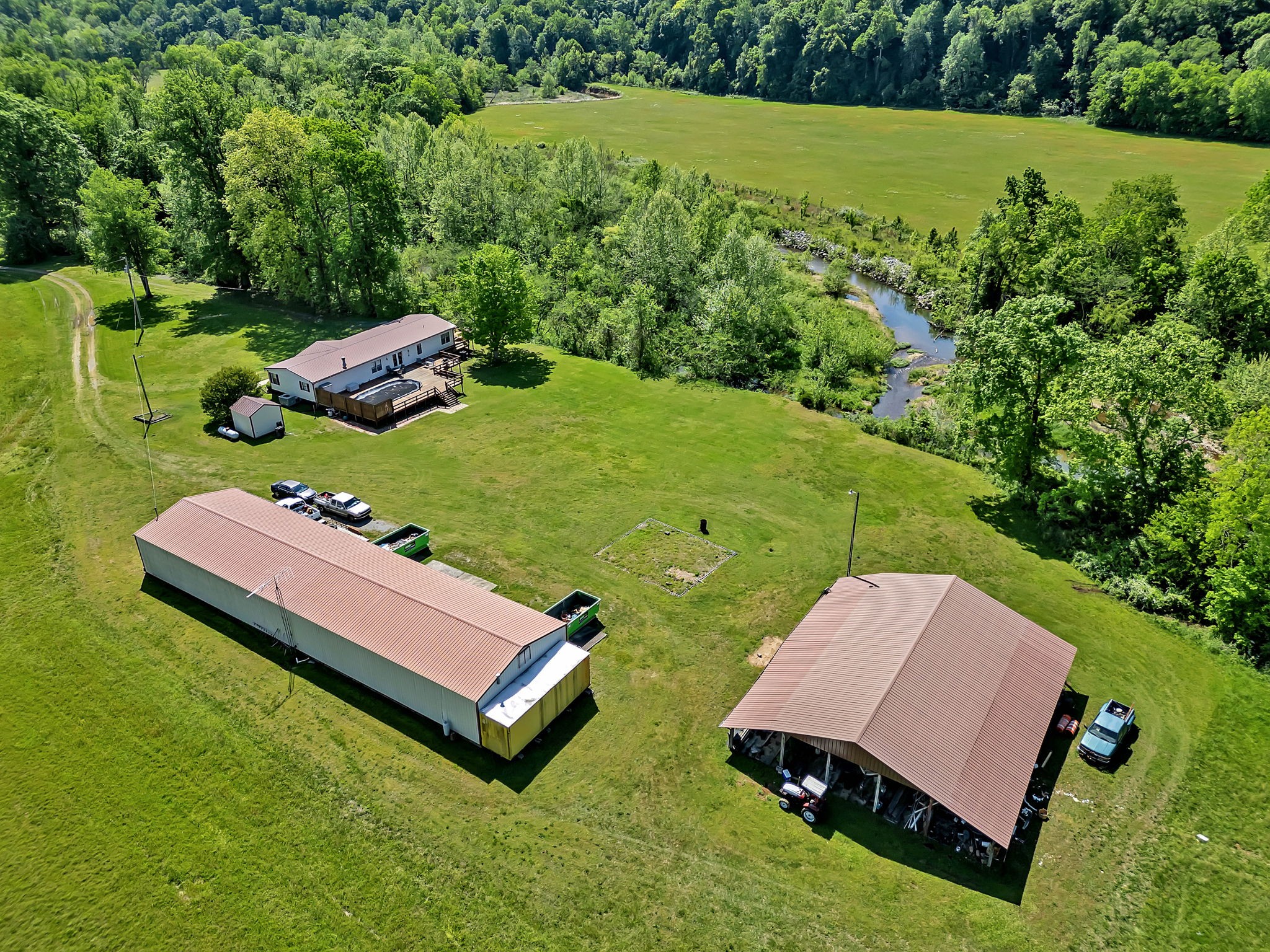 9515 Highway 147 Property Photo 2