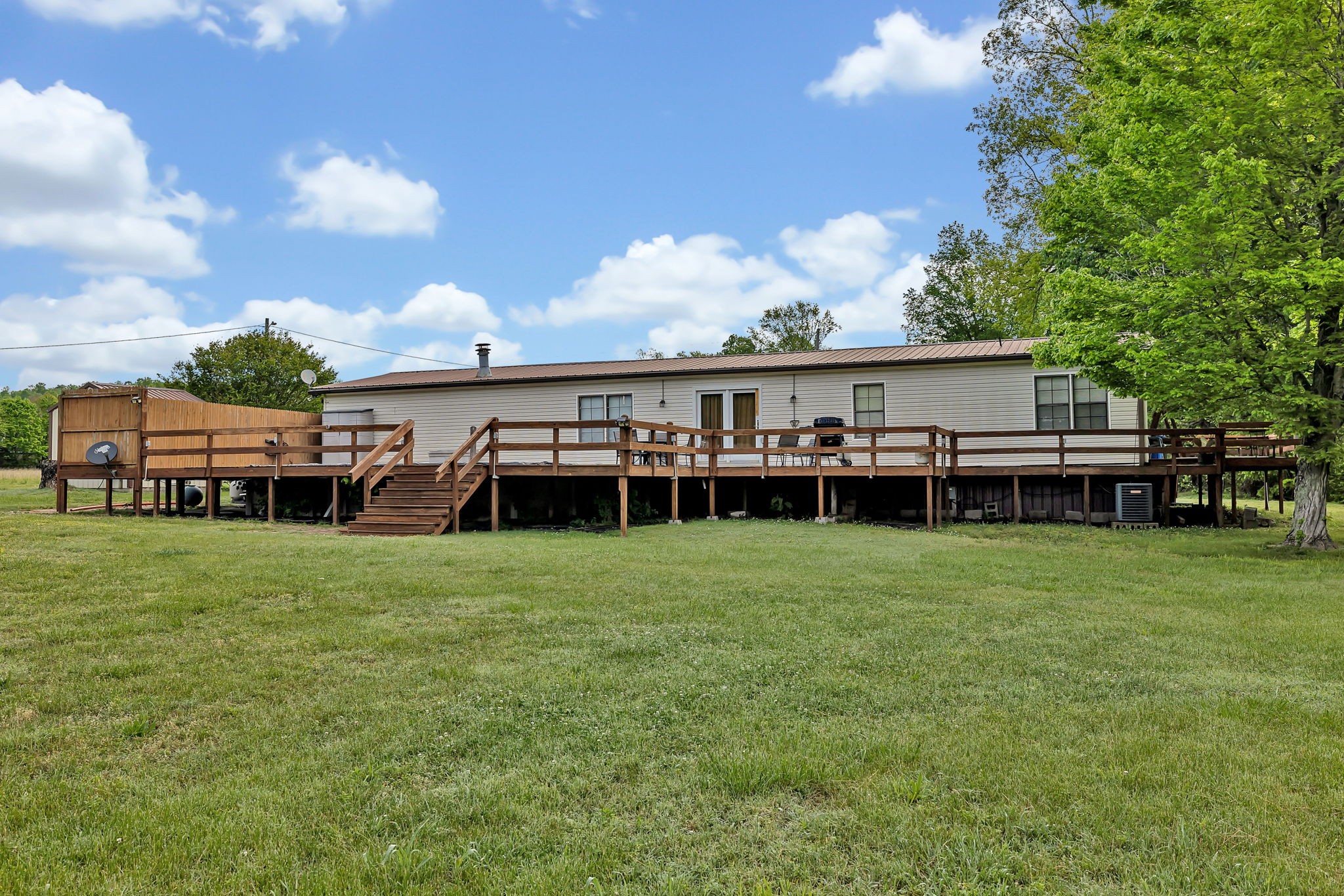 9515 Highway 147 Property Photo 7