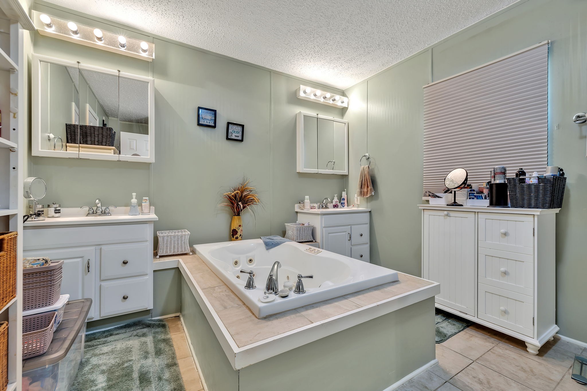 9515 Highway 147 Property Photo 18