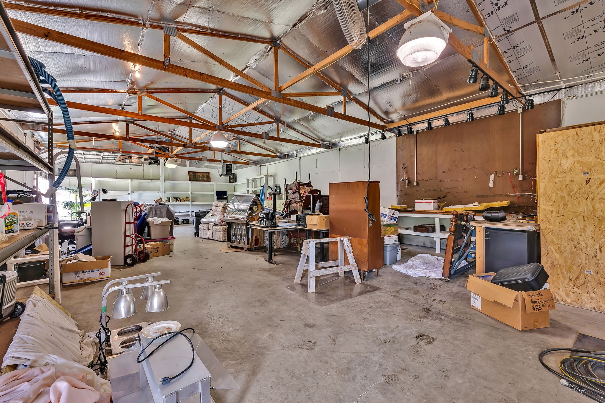 9515 Highway 147 Property Photo 28
