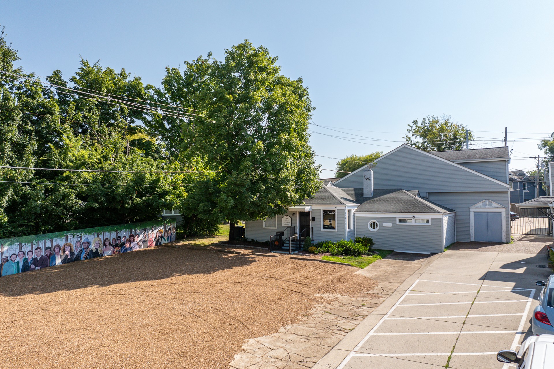 2804 Azalea Pl Property Photo 4