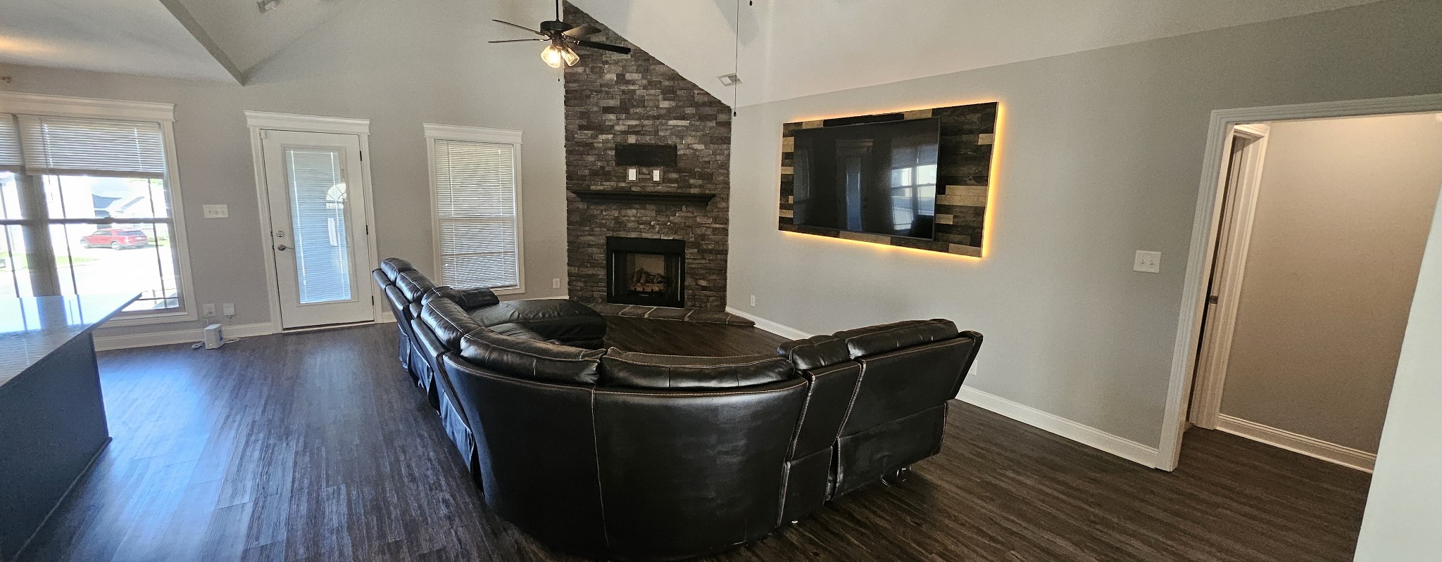 1070 Harrison Way Property Photo 14