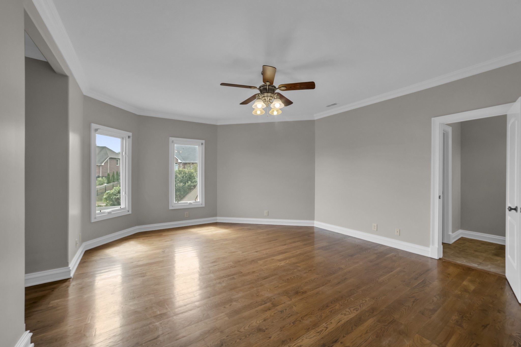 2848 Carriage Way Property Photo 24
