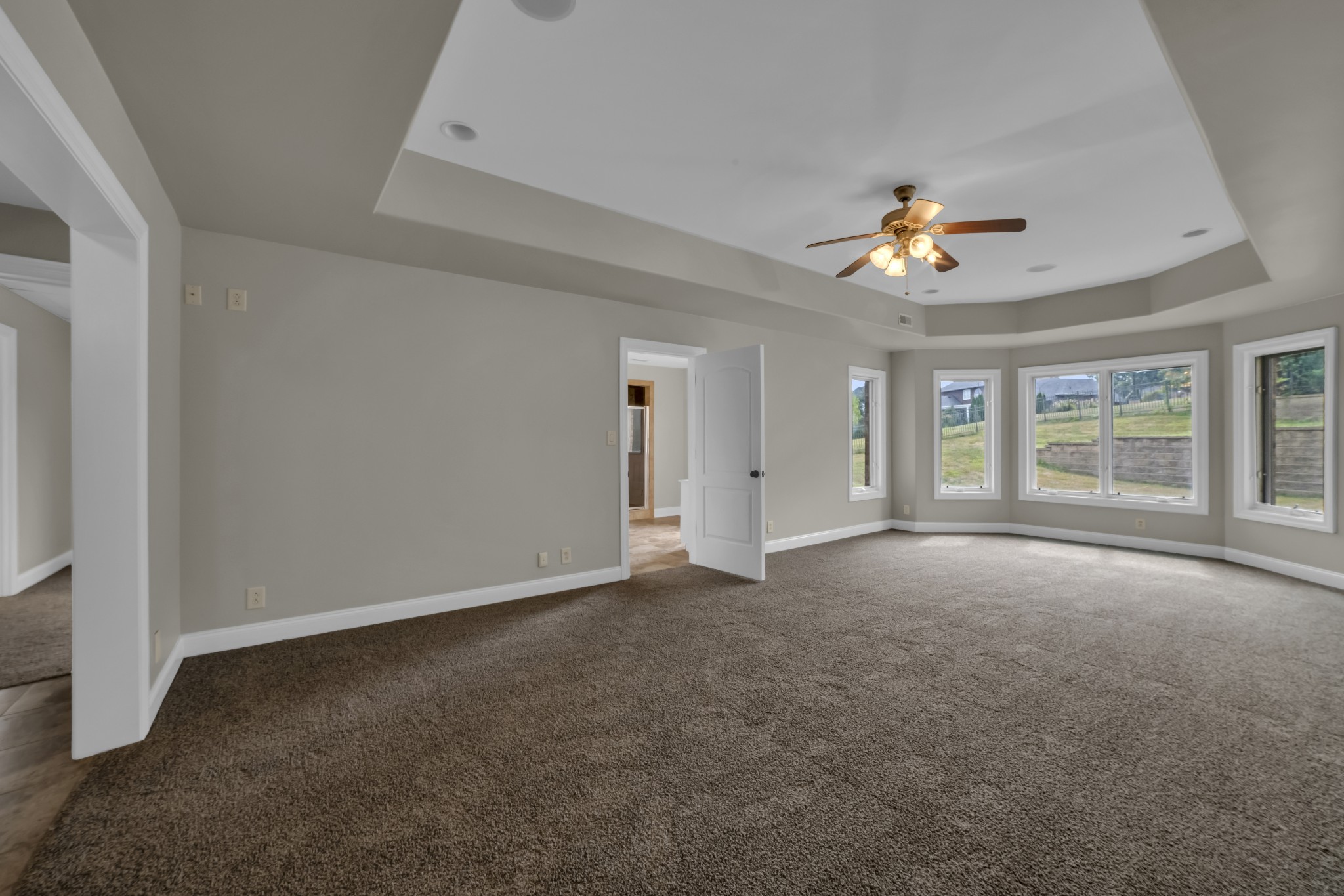 2848 Carriage Way Property Photo 38