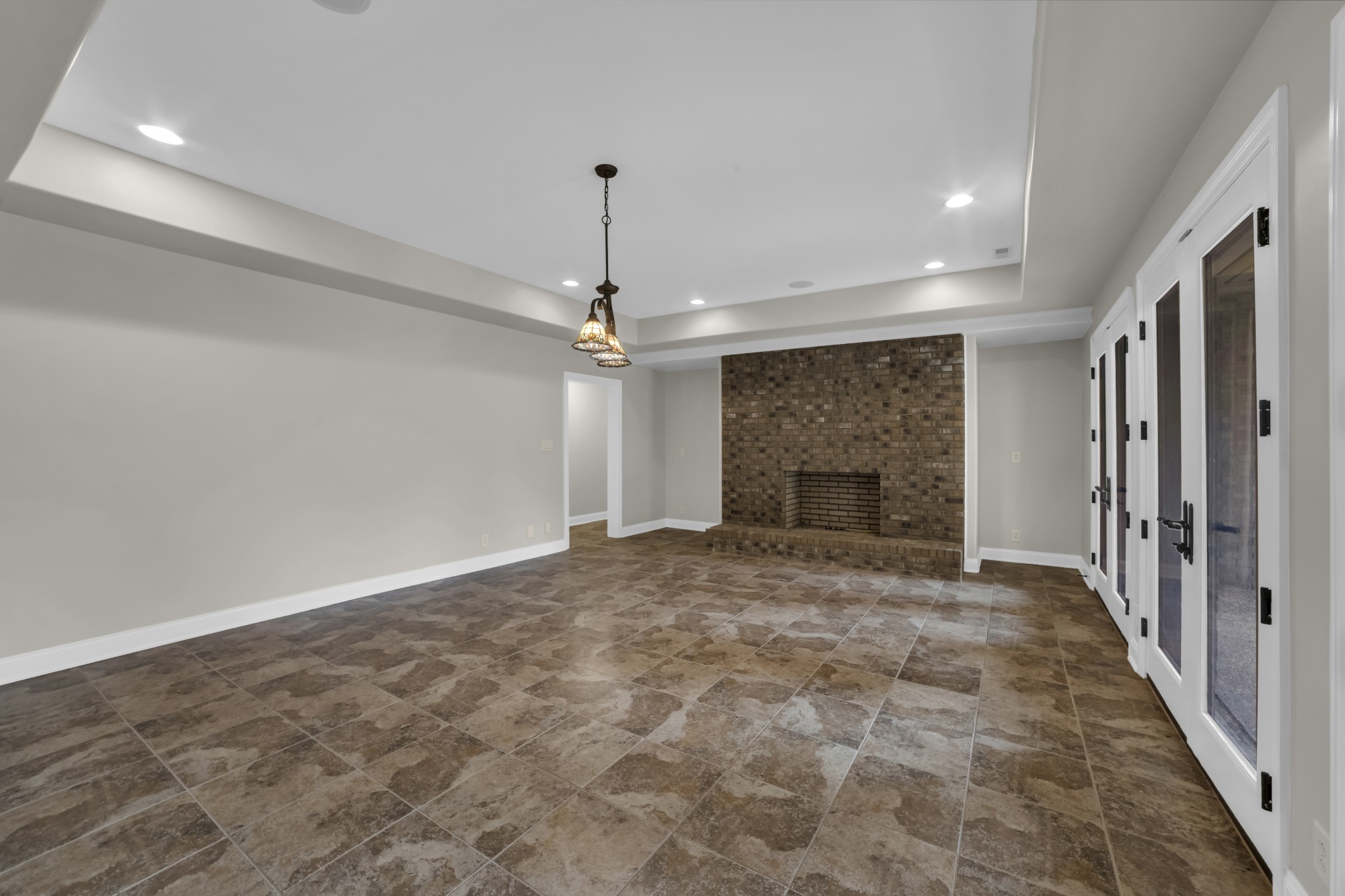 2848 Carriage Way Property Photo 43