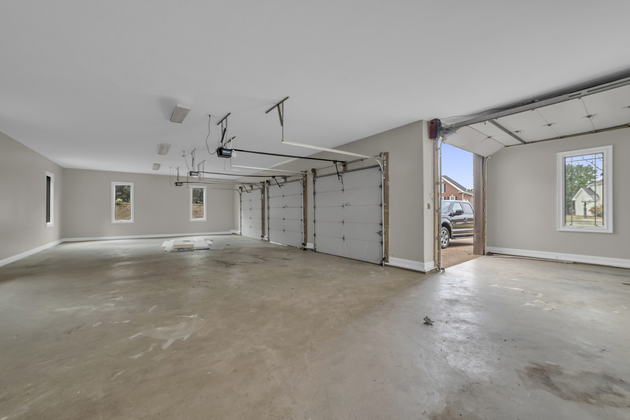 2848 Carriage Way Property Photo 49
