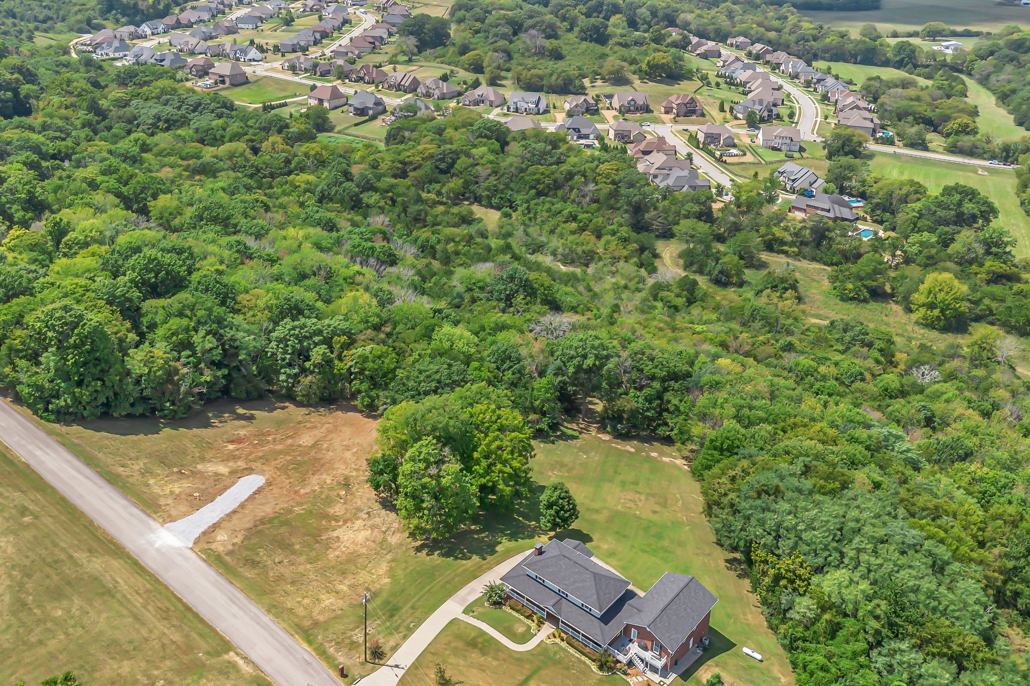 2015 Artesian Dr Property Photo 1