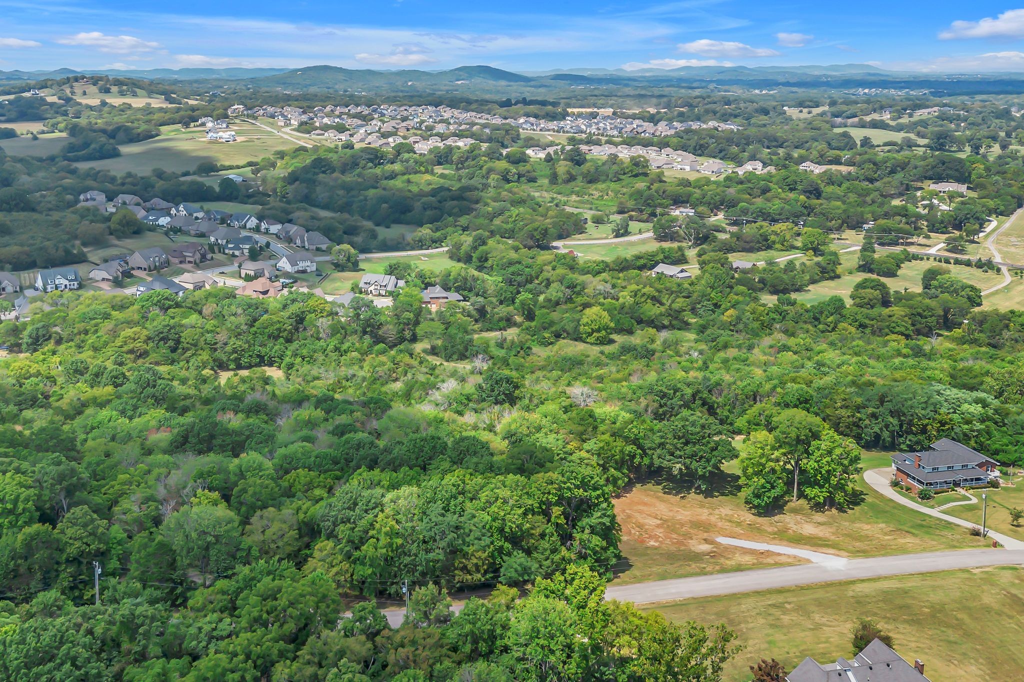 2015 Artesian Dr Property Photo 8