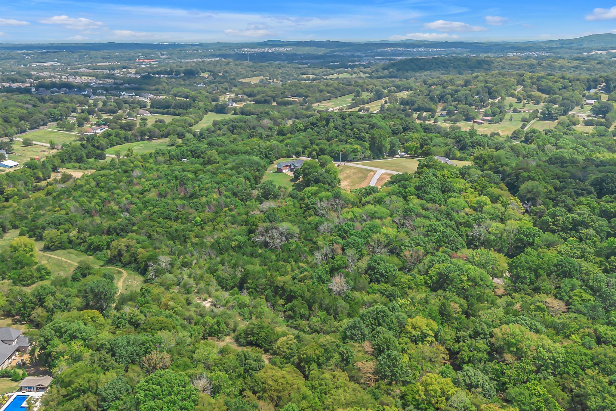 2015 Artesian Dr Property Photo 14