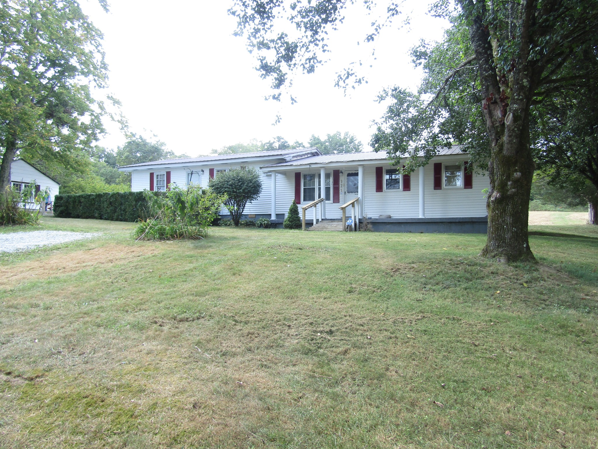 171 Sheep Ranch Rd Property Photo 2