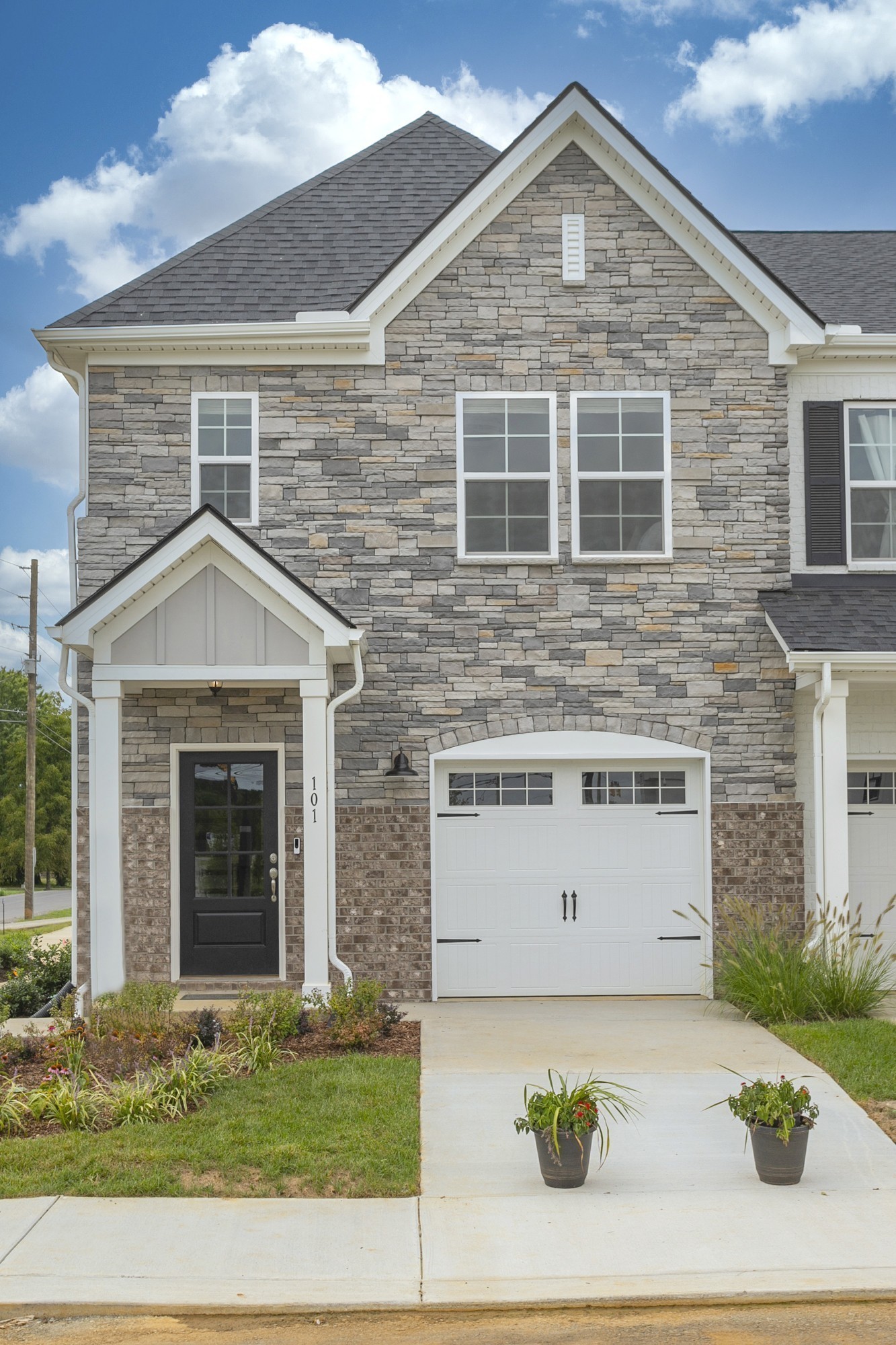 5342 Bellflower Hills Property Photo 1
