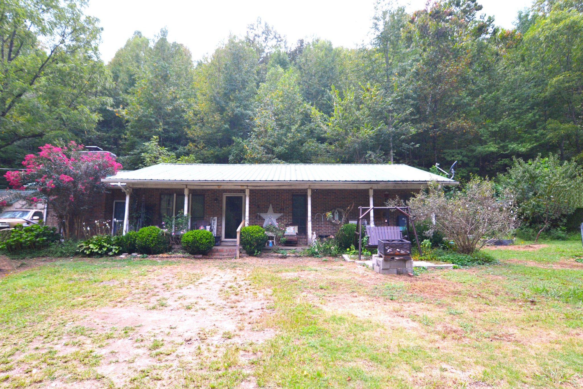 555 Myrick Branch Rd Property Photo 1