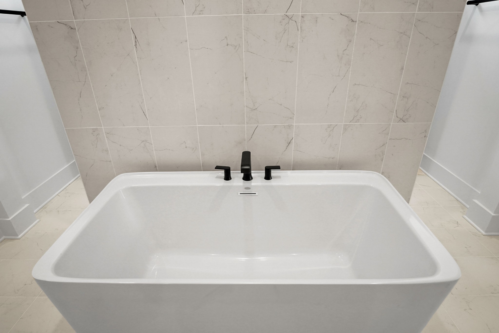6029 Lookaway Circle Property Photo 40