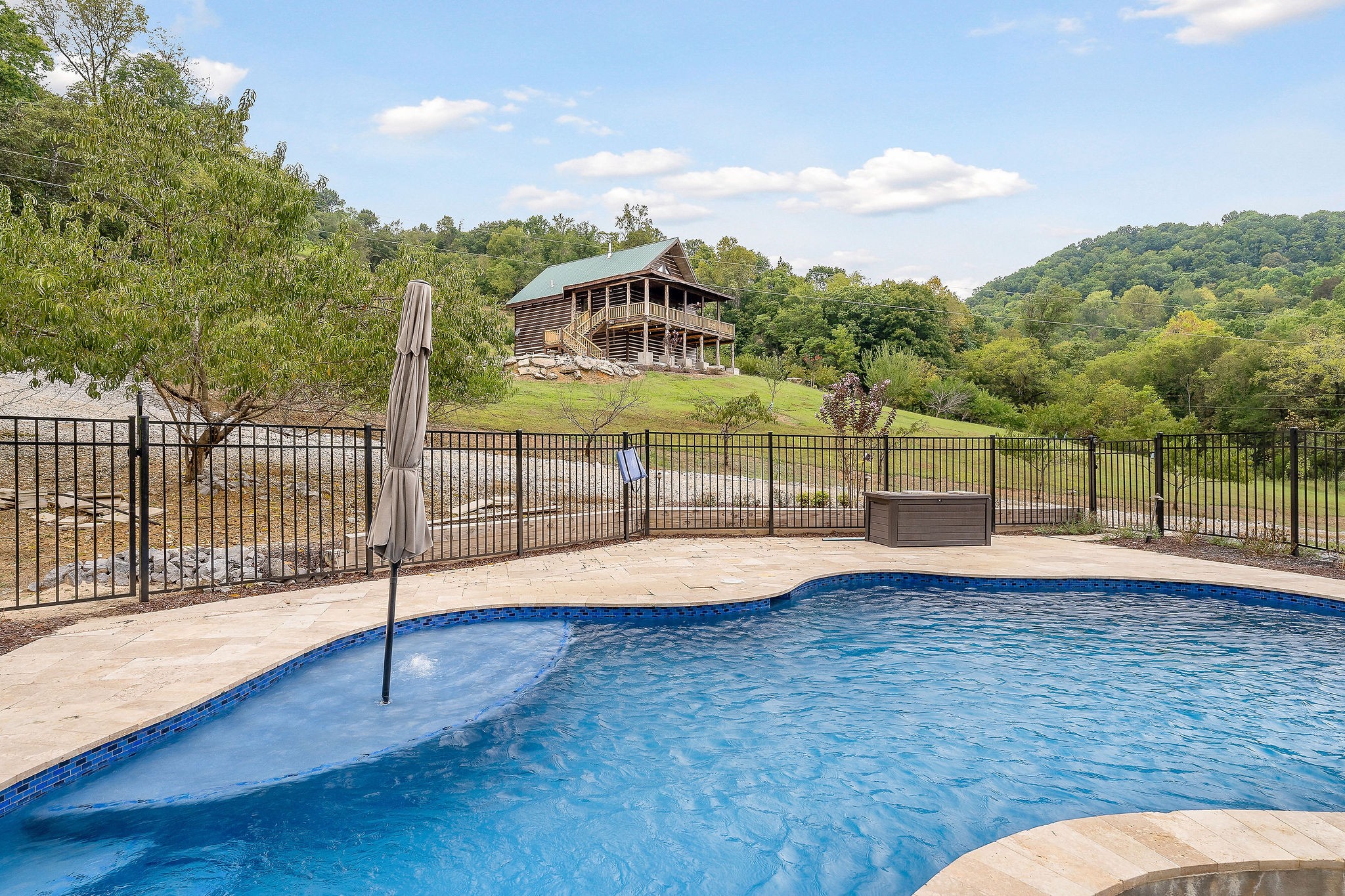 4818 Ensor Hollow Rd Property Photo 1