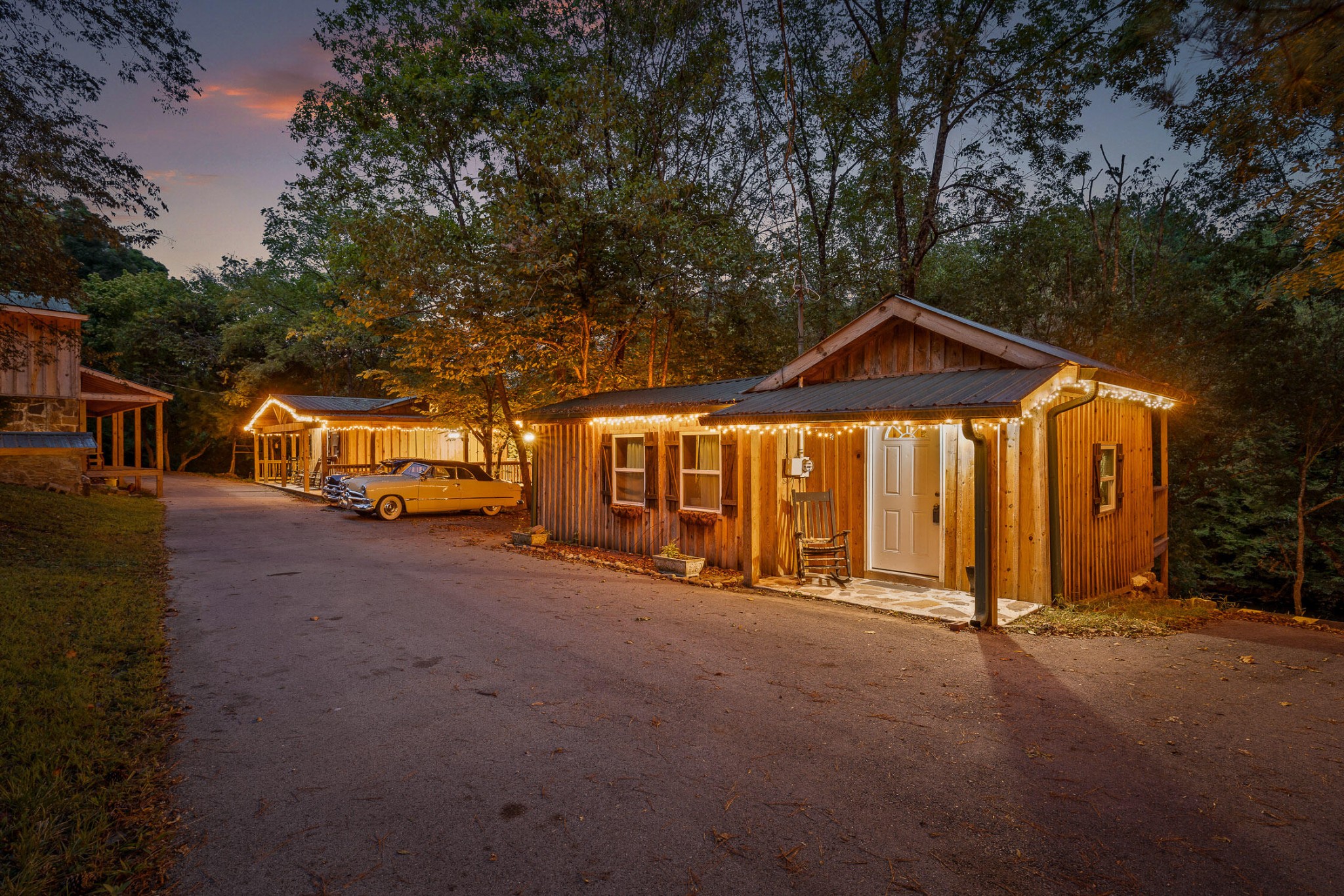 9112 Highway 41 Property Photo 6