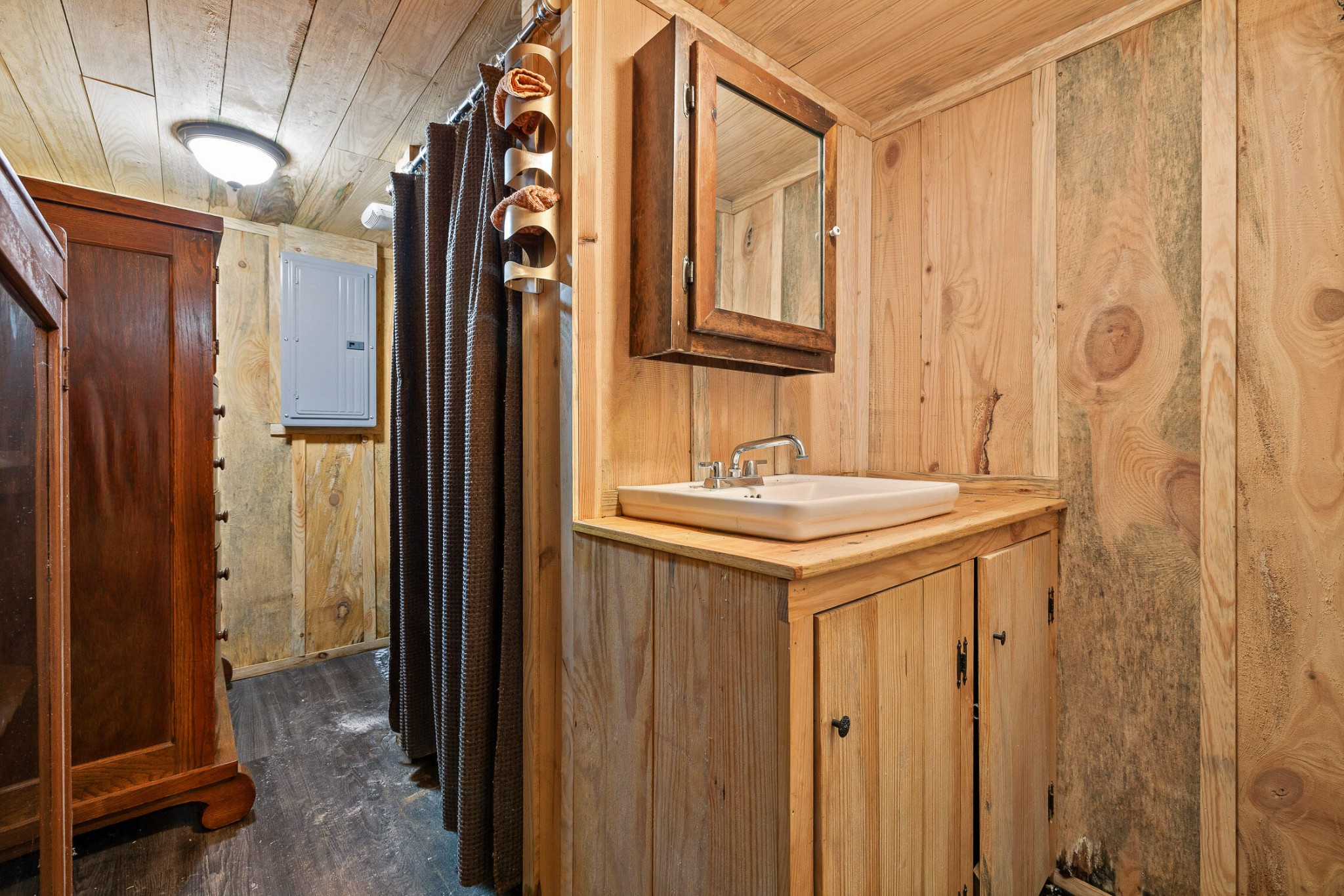 9112 Highway 41 Property Photo 56
