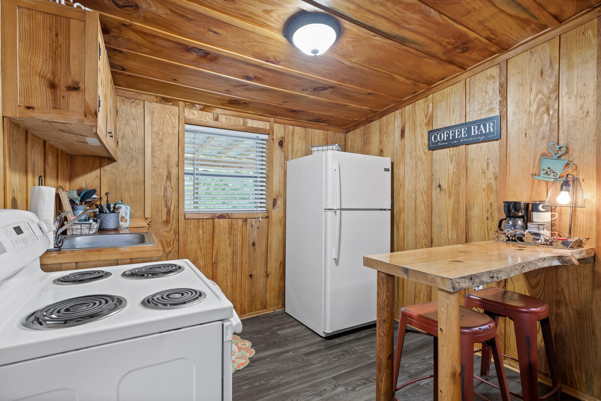 9112 Highway 41 Property Photo 74