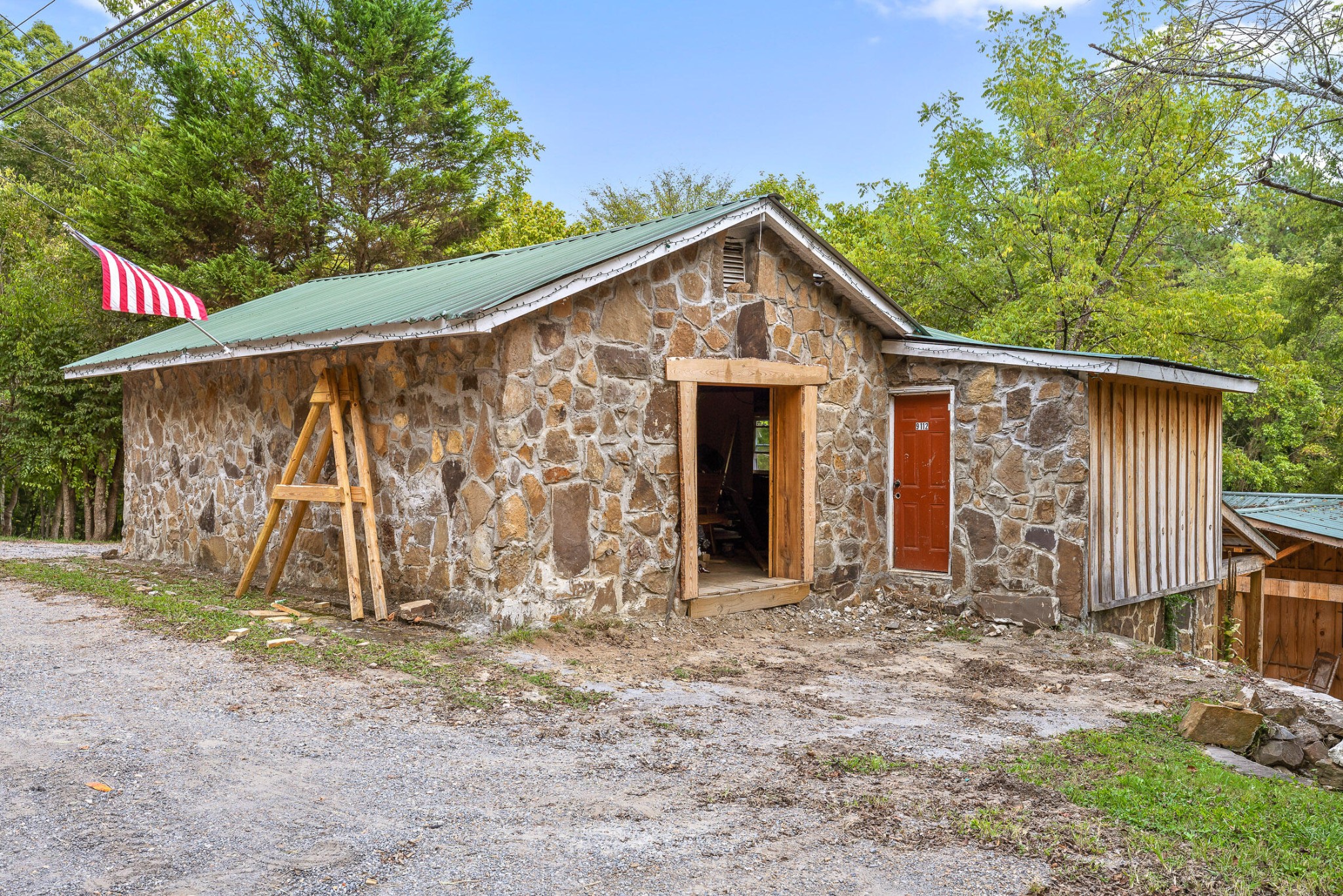 9112 Highway 41 Property Photo 86