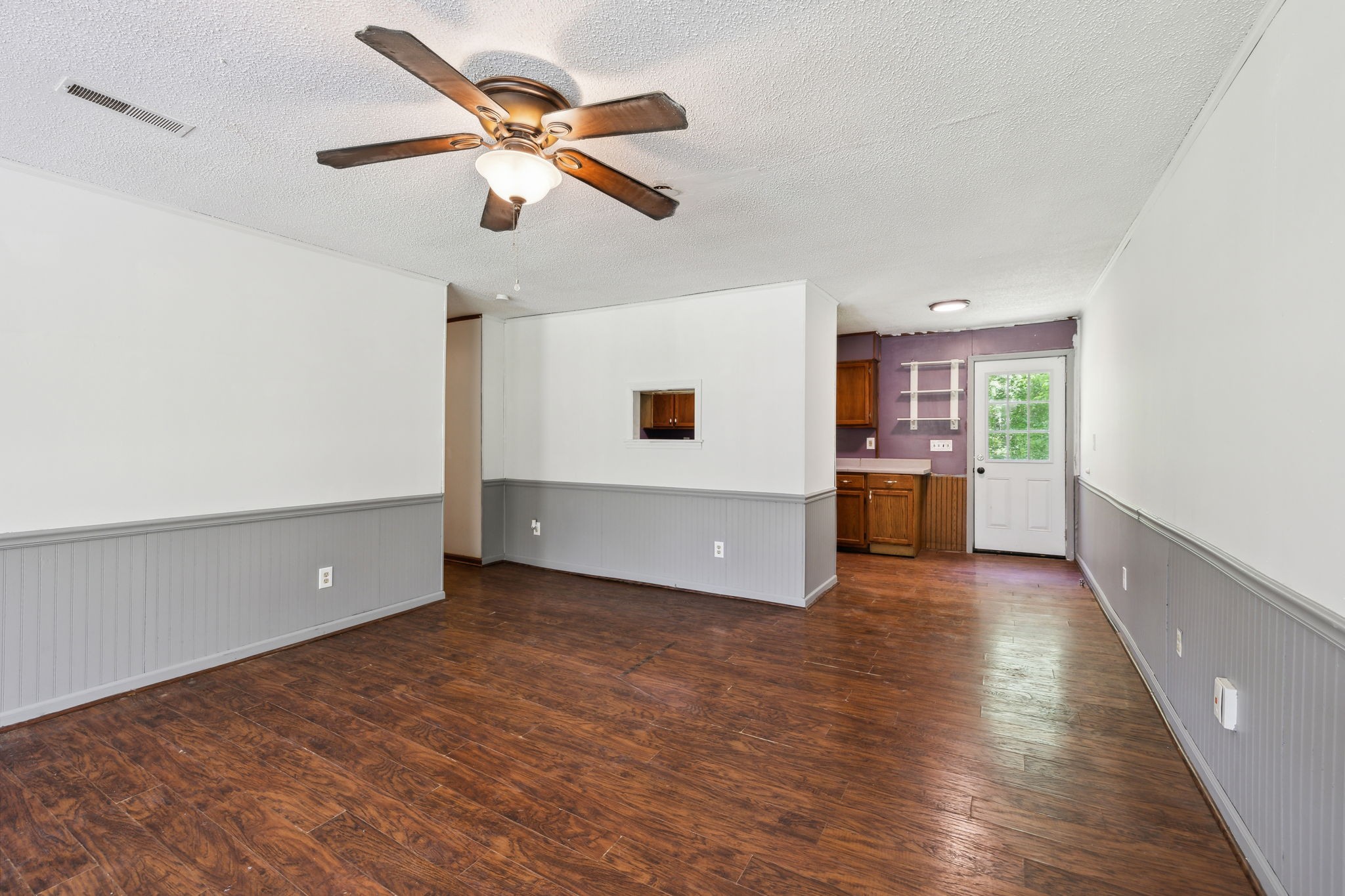 163 Longbranch Rd Property Photo 3