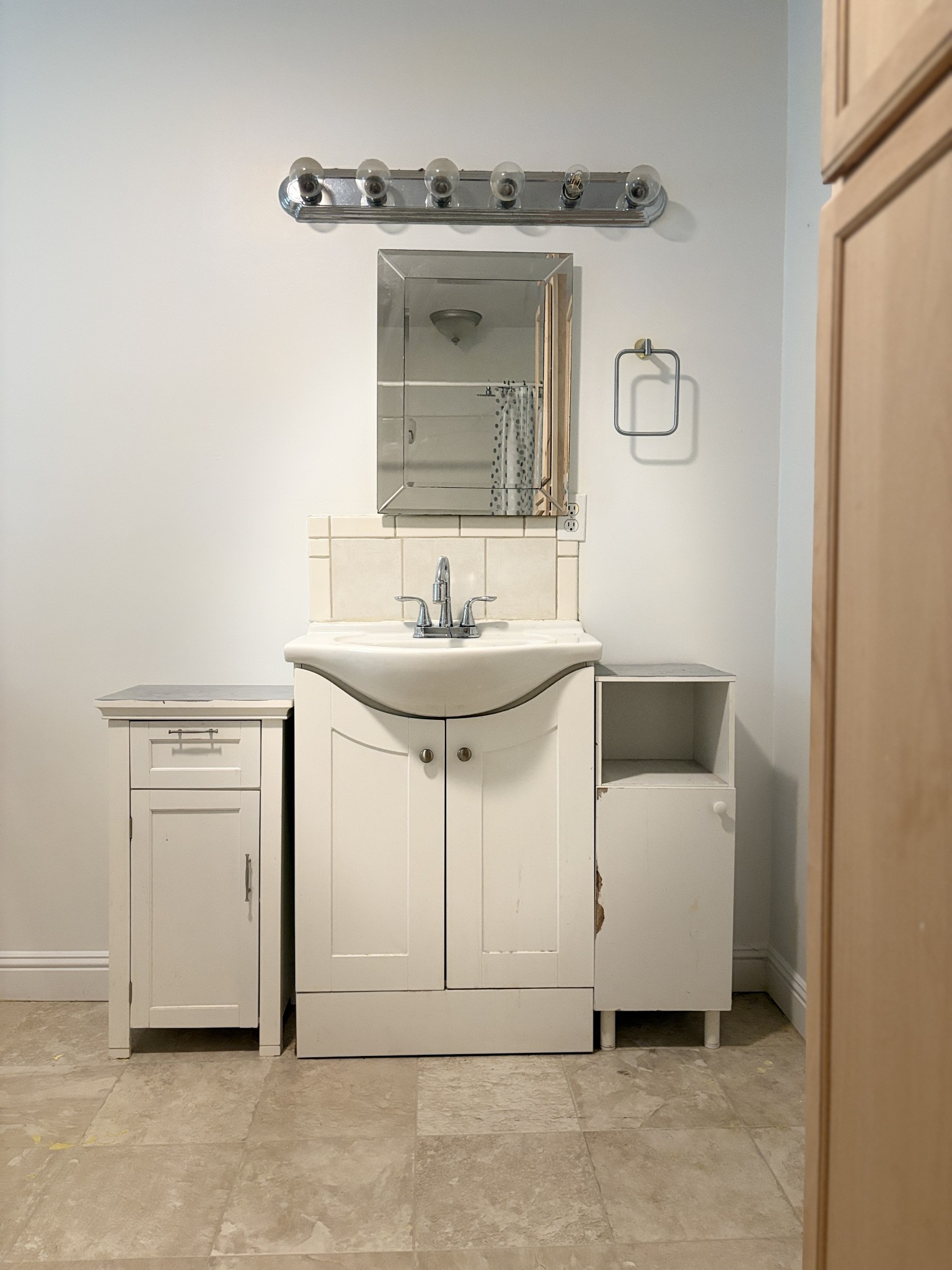 163 Longbranch Rd Property Photo 10